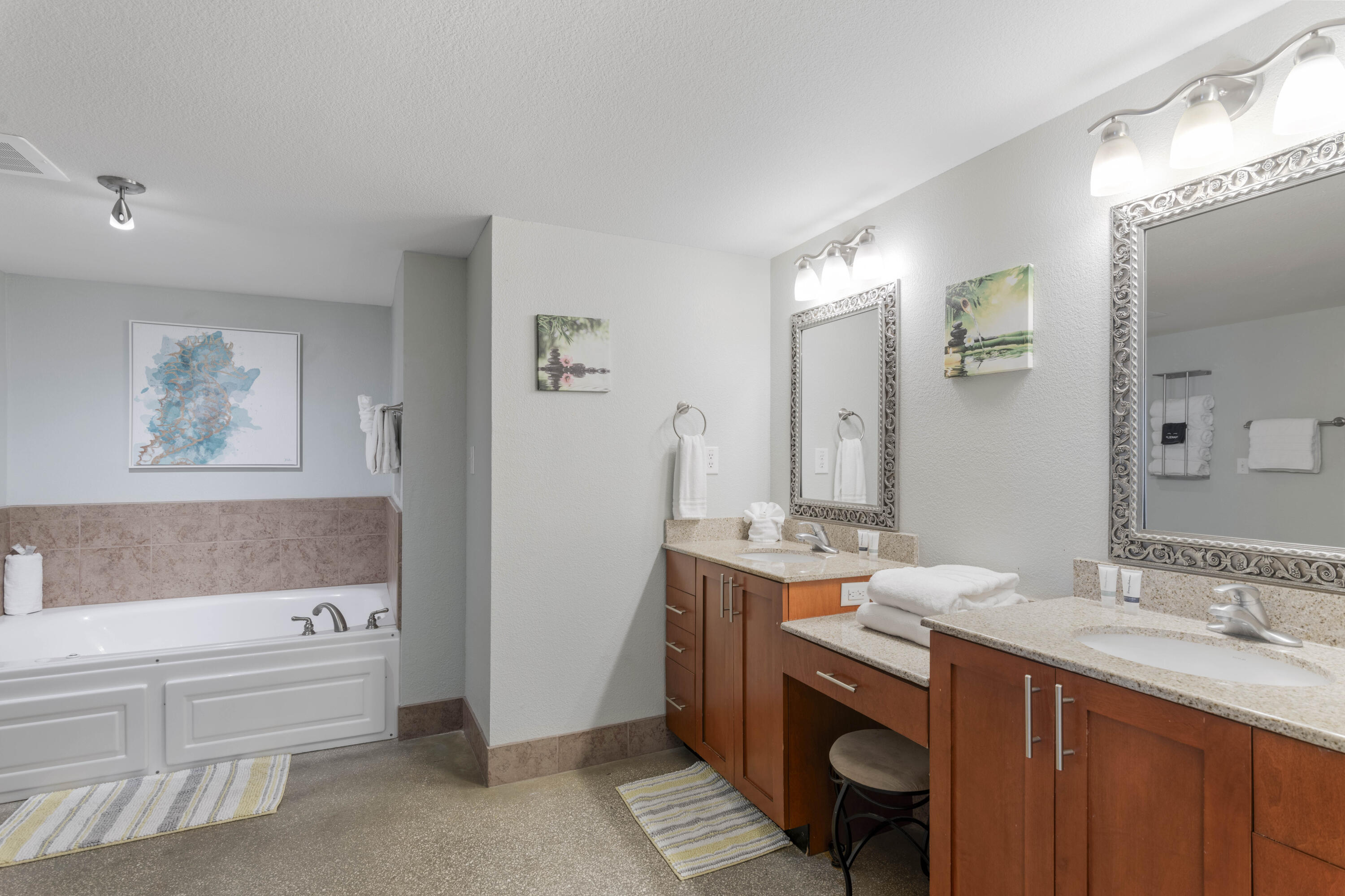 BID-A-WEE S/D - Residential