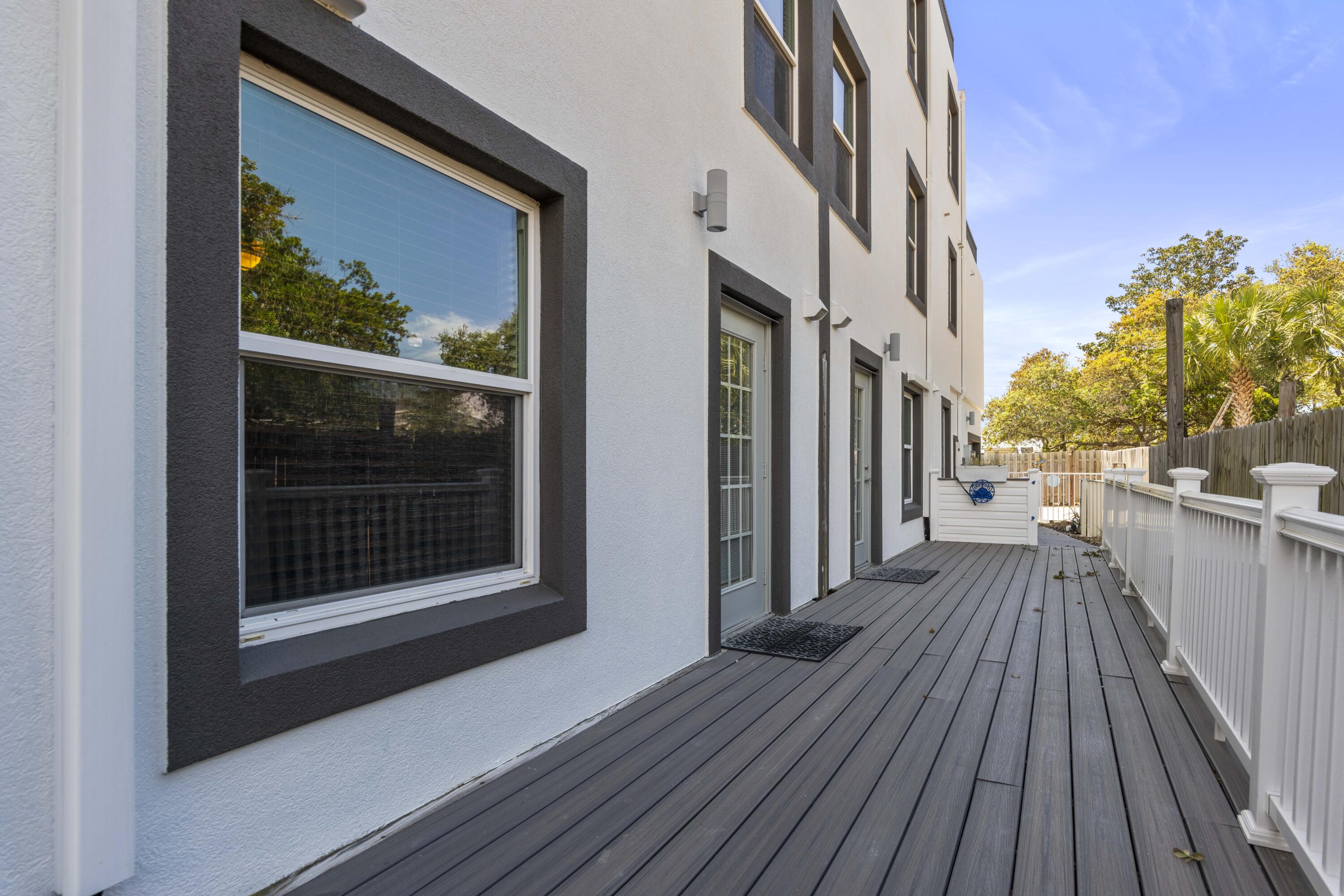 BID-A-WEE S/D - Residential