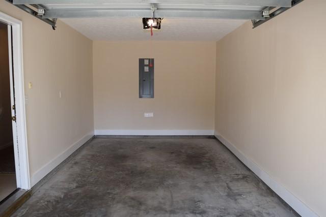 ROLLING PINES - Residential