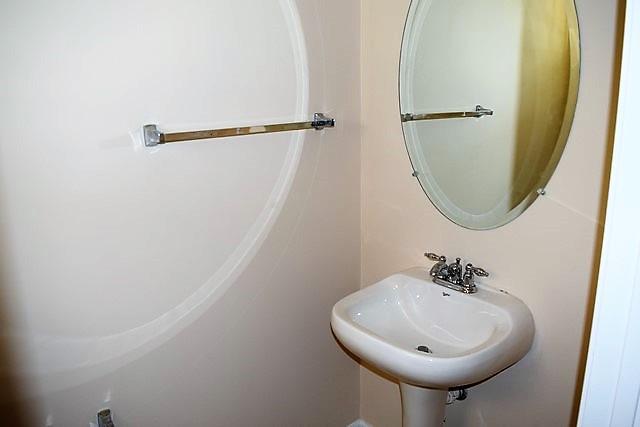 ROLLING PINES - Residential