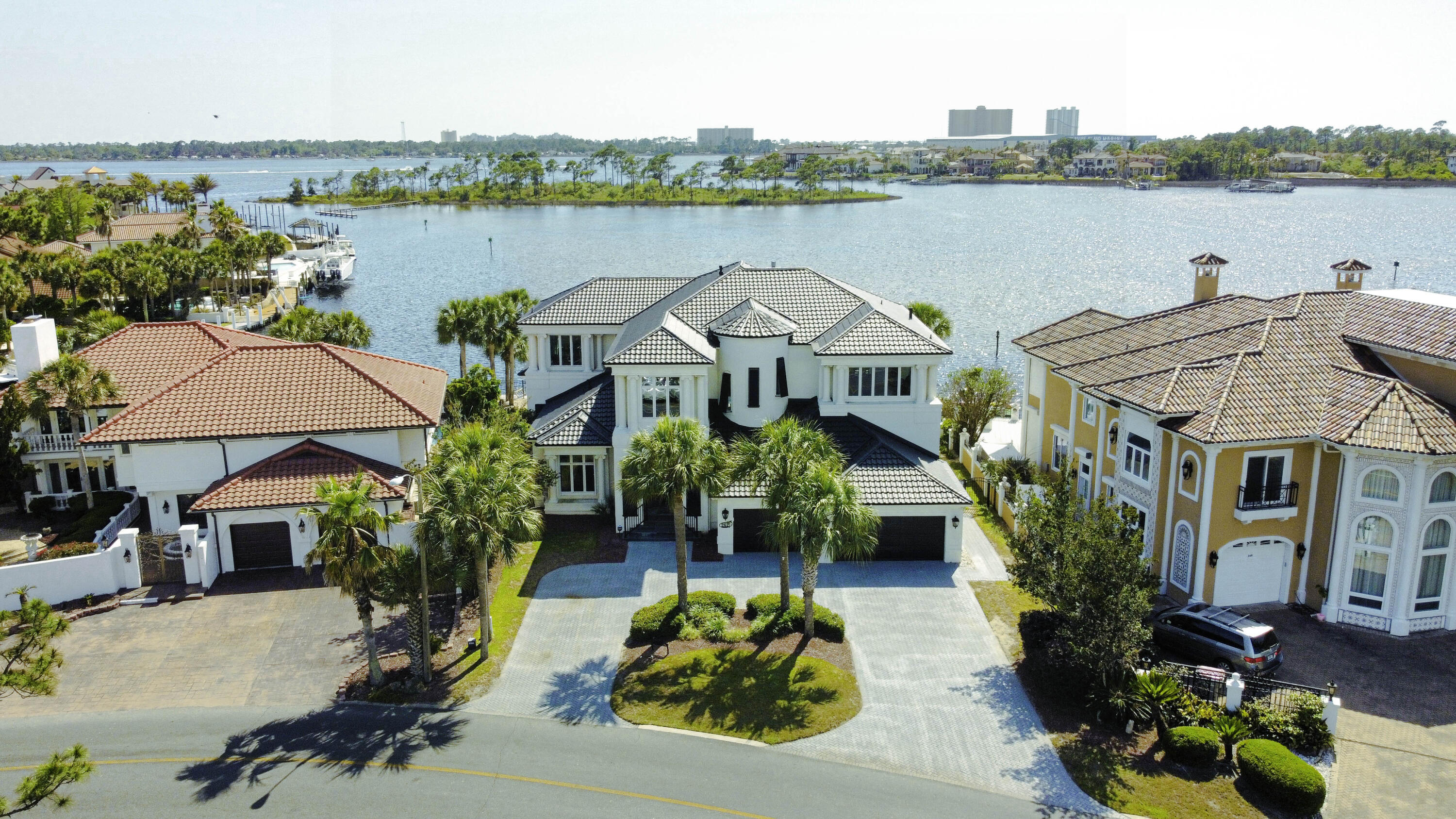 BAY POINT UNIT 1 - Residential