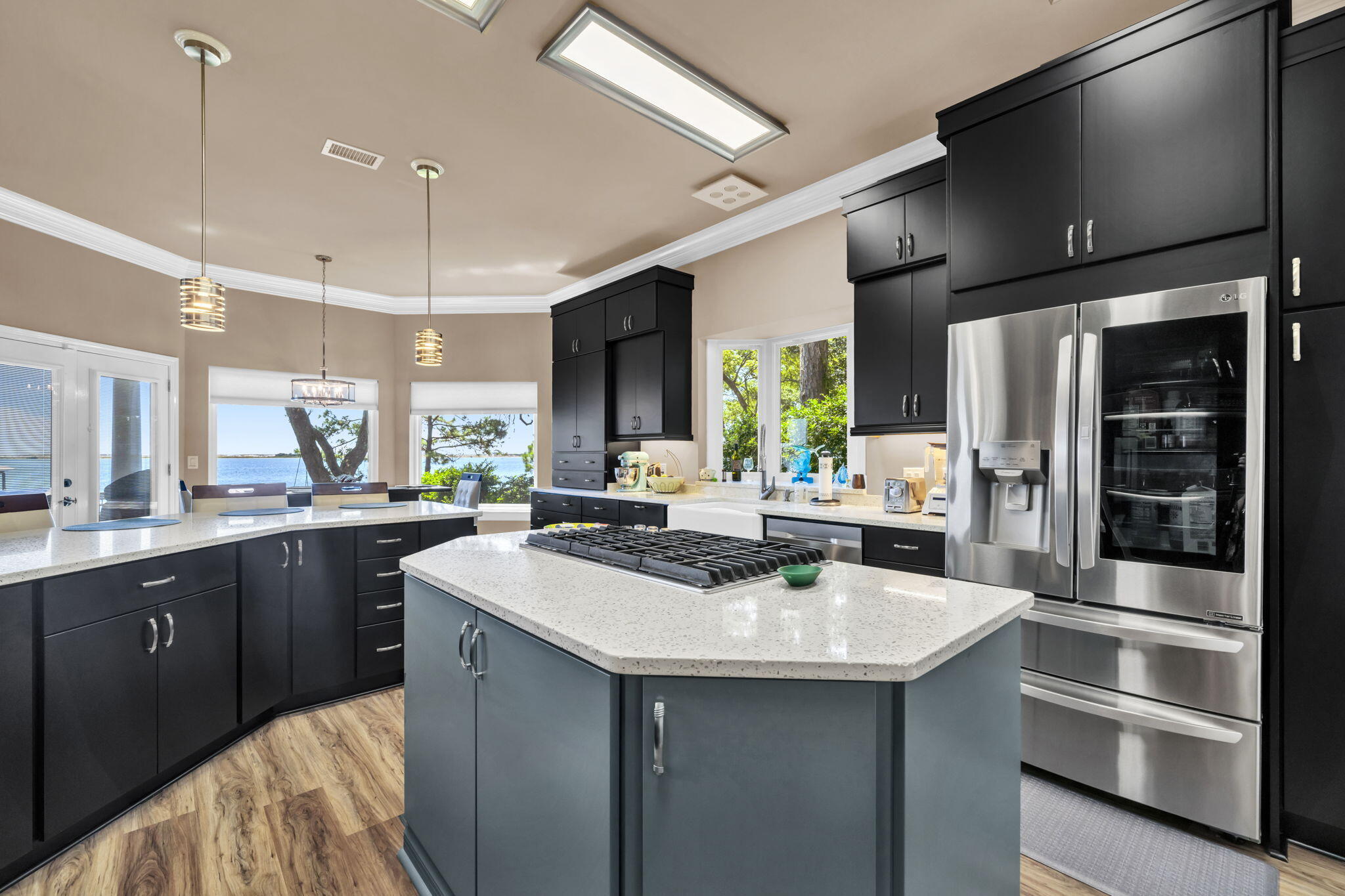 SEABREEZE - Residential