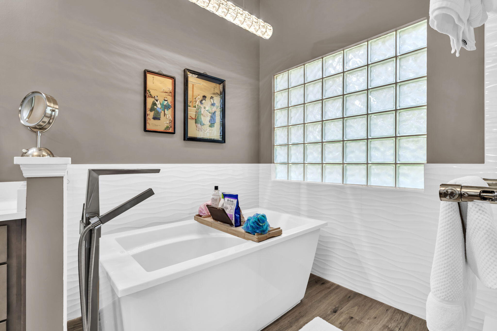 SEABREEZE - Residential