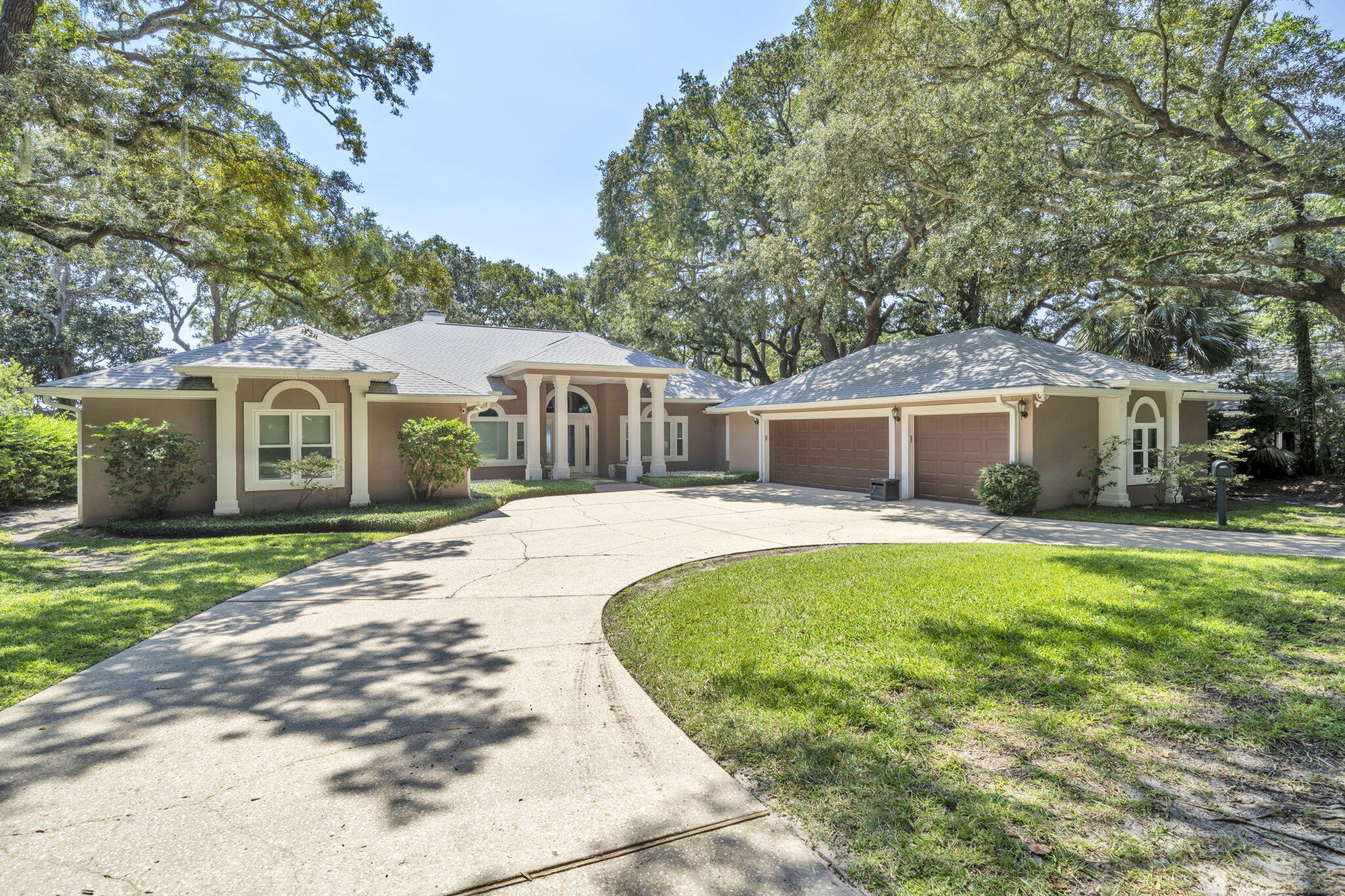 SEABREEZE - Residential