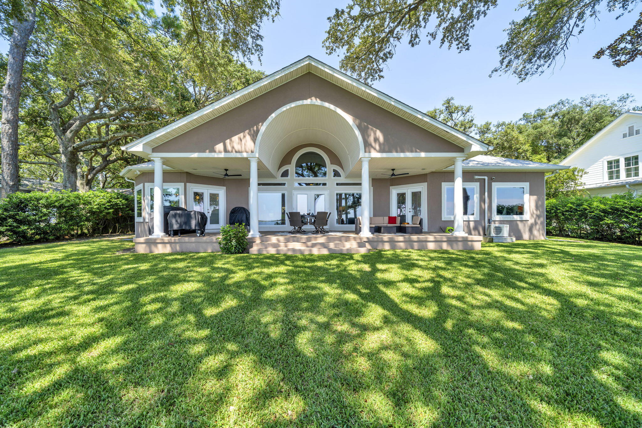 SEABREEZE - Residential