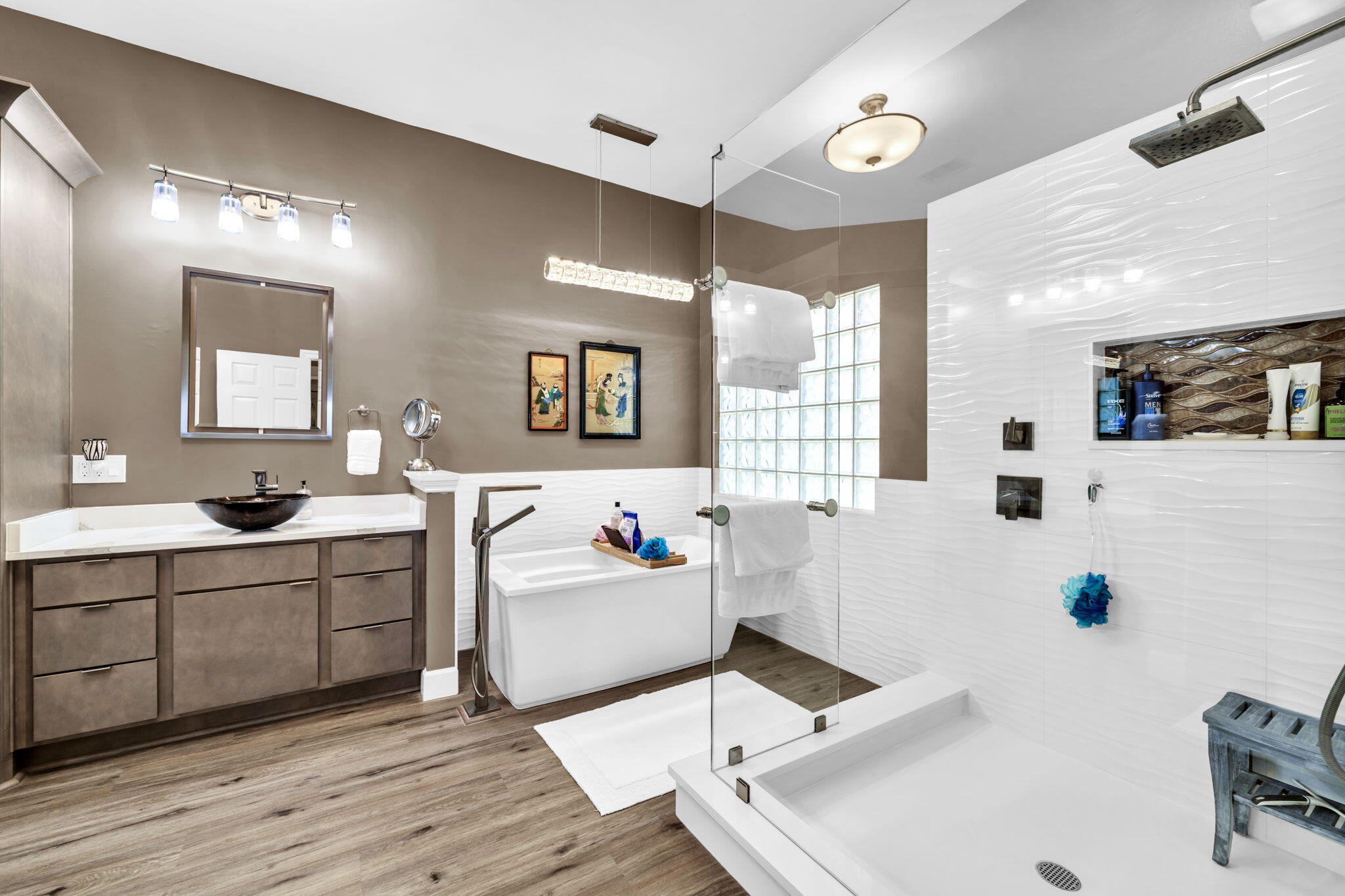 SEABREEZE - Residential