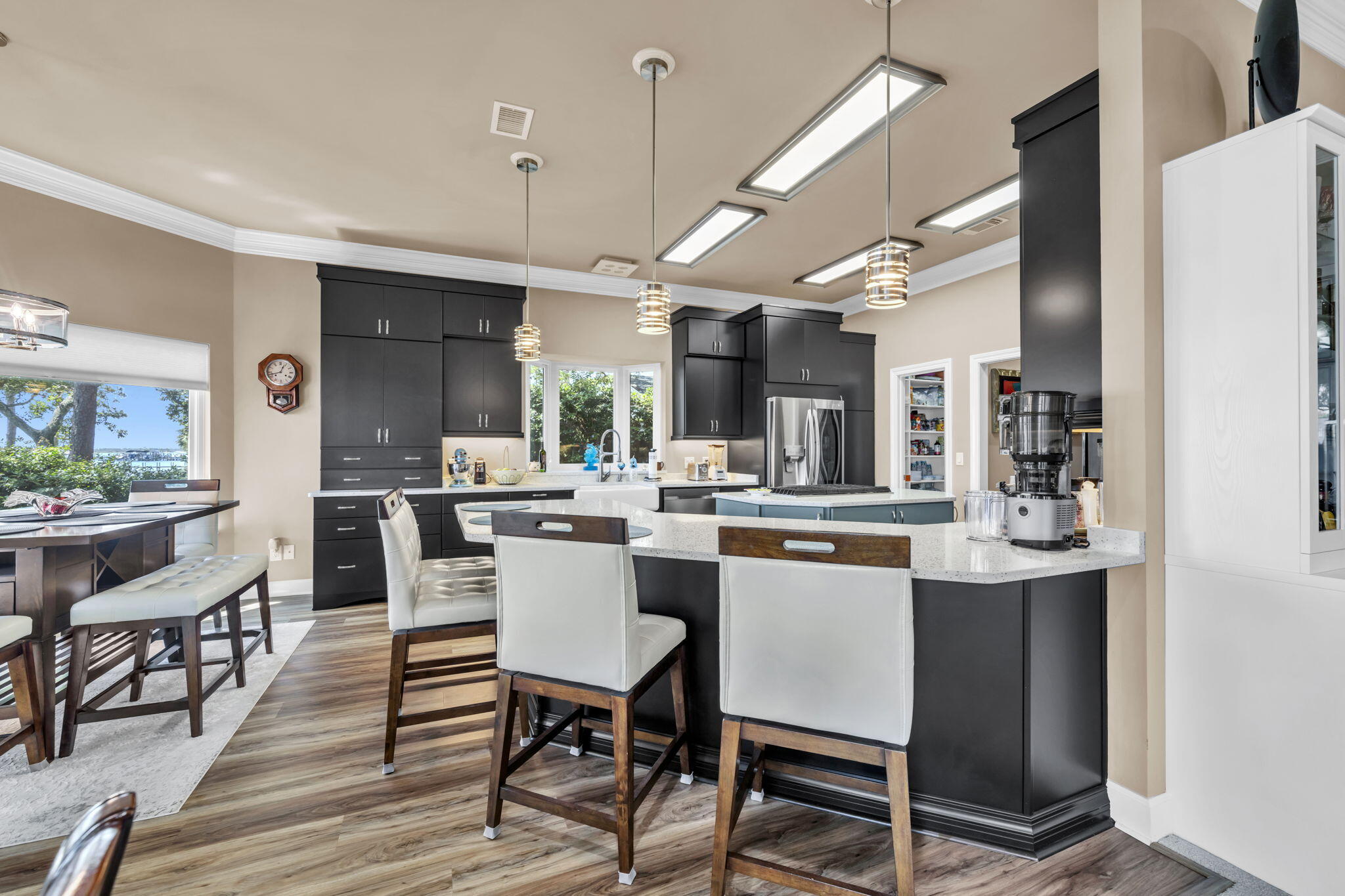 SEABREEZE - Residential