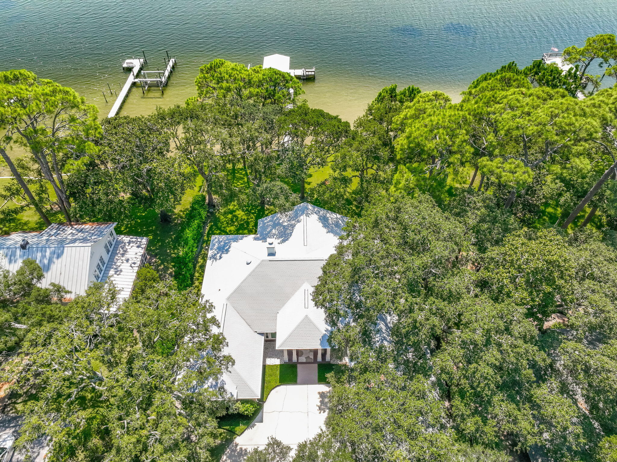 SEABREEZE - Residential
