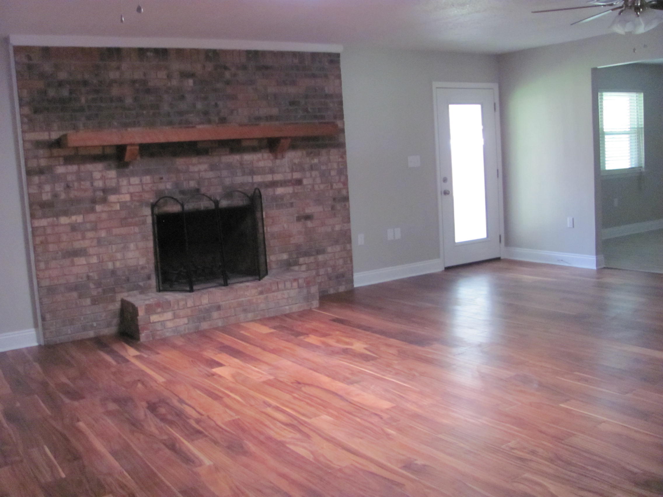 LAKEVIEW ESTATES - Residential