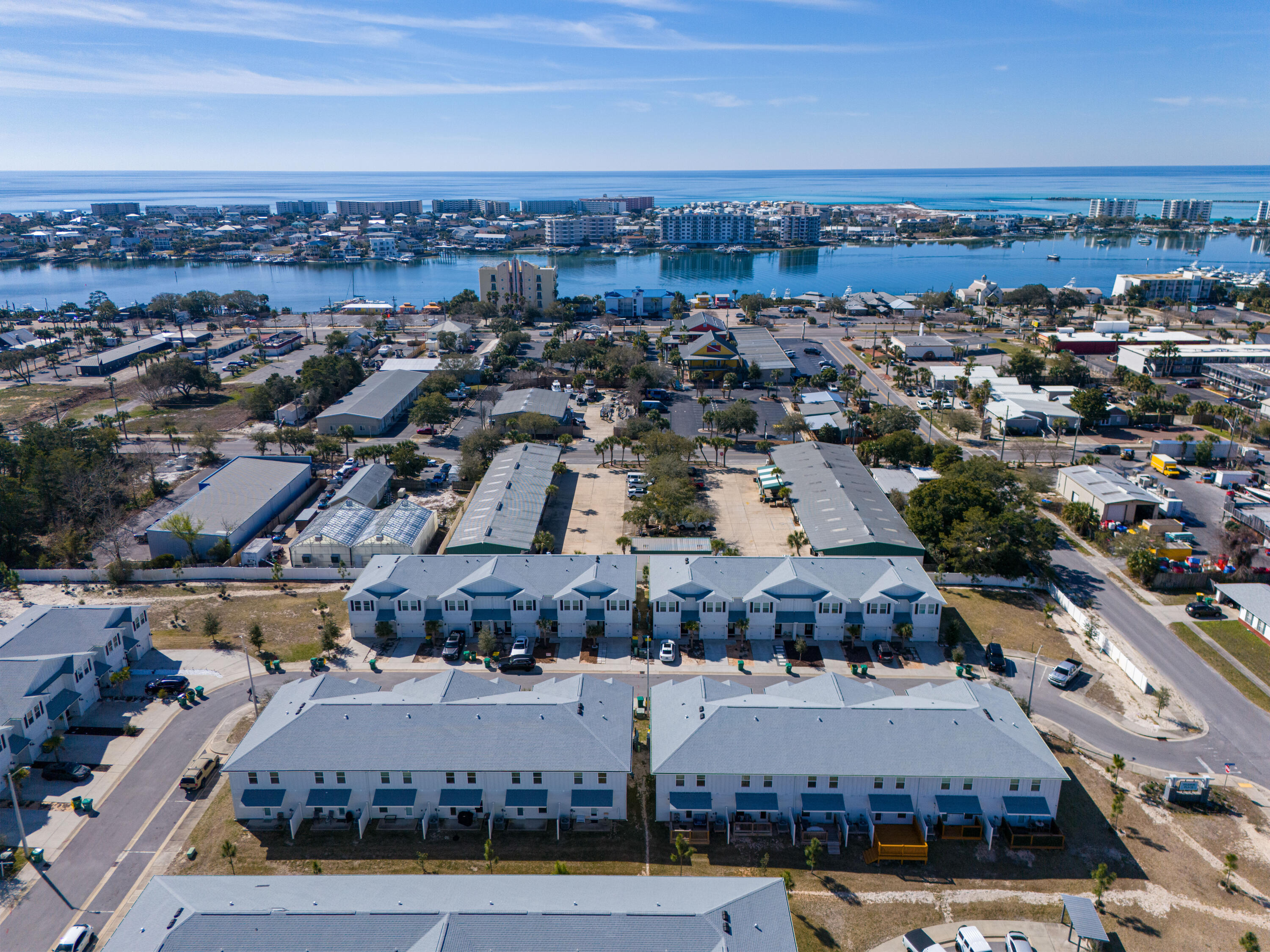 Harbor Place Townhomes - Residential