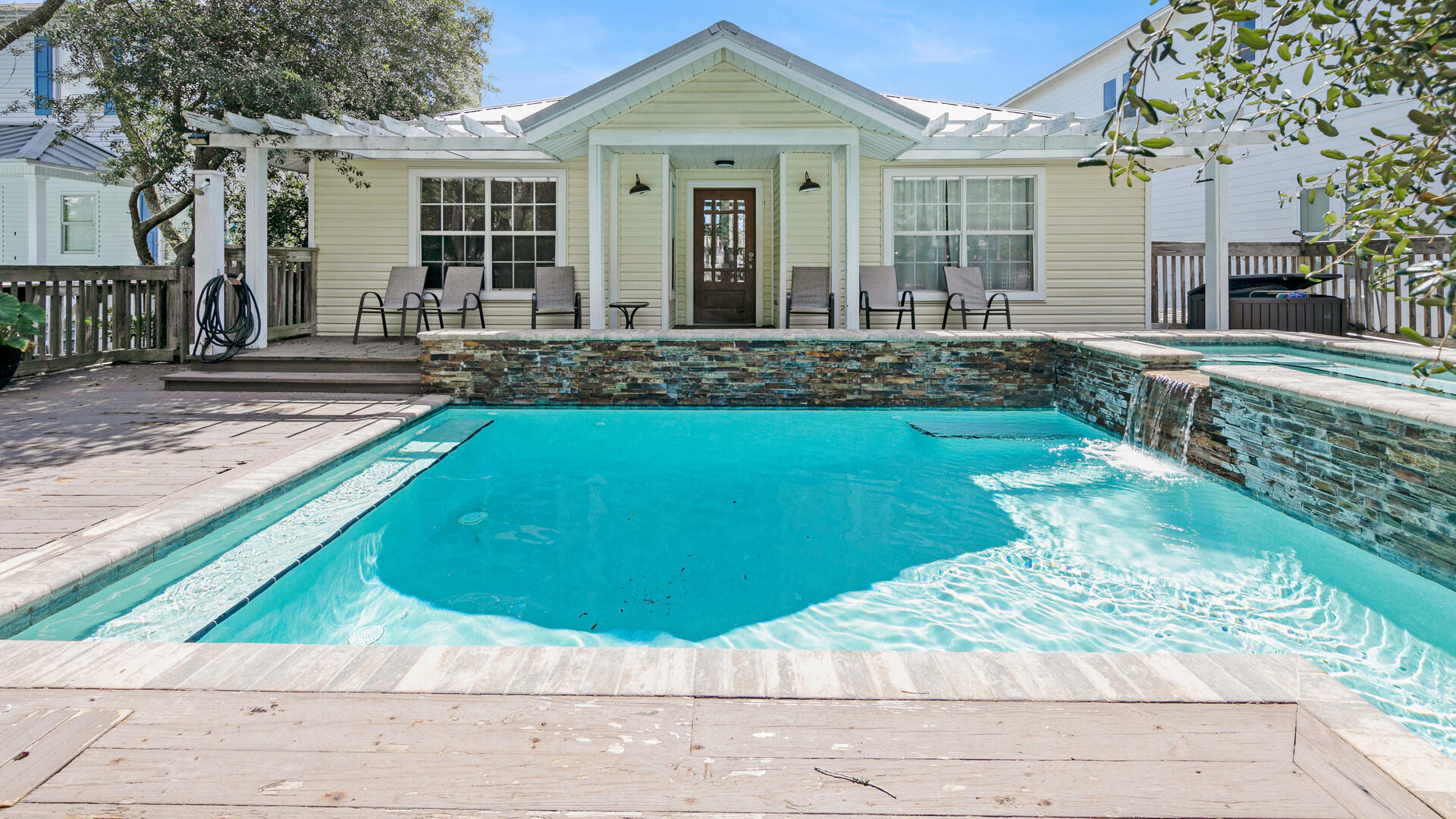 KOKOMO KOVE - Residential