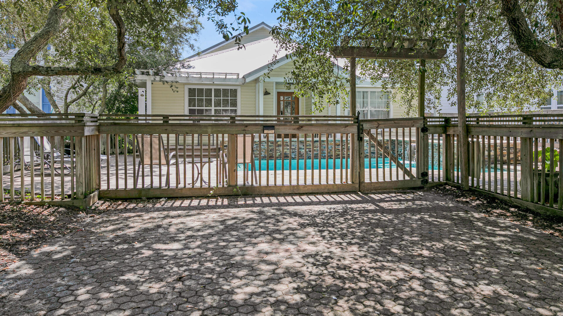 KOKOMO KOVE - Residential