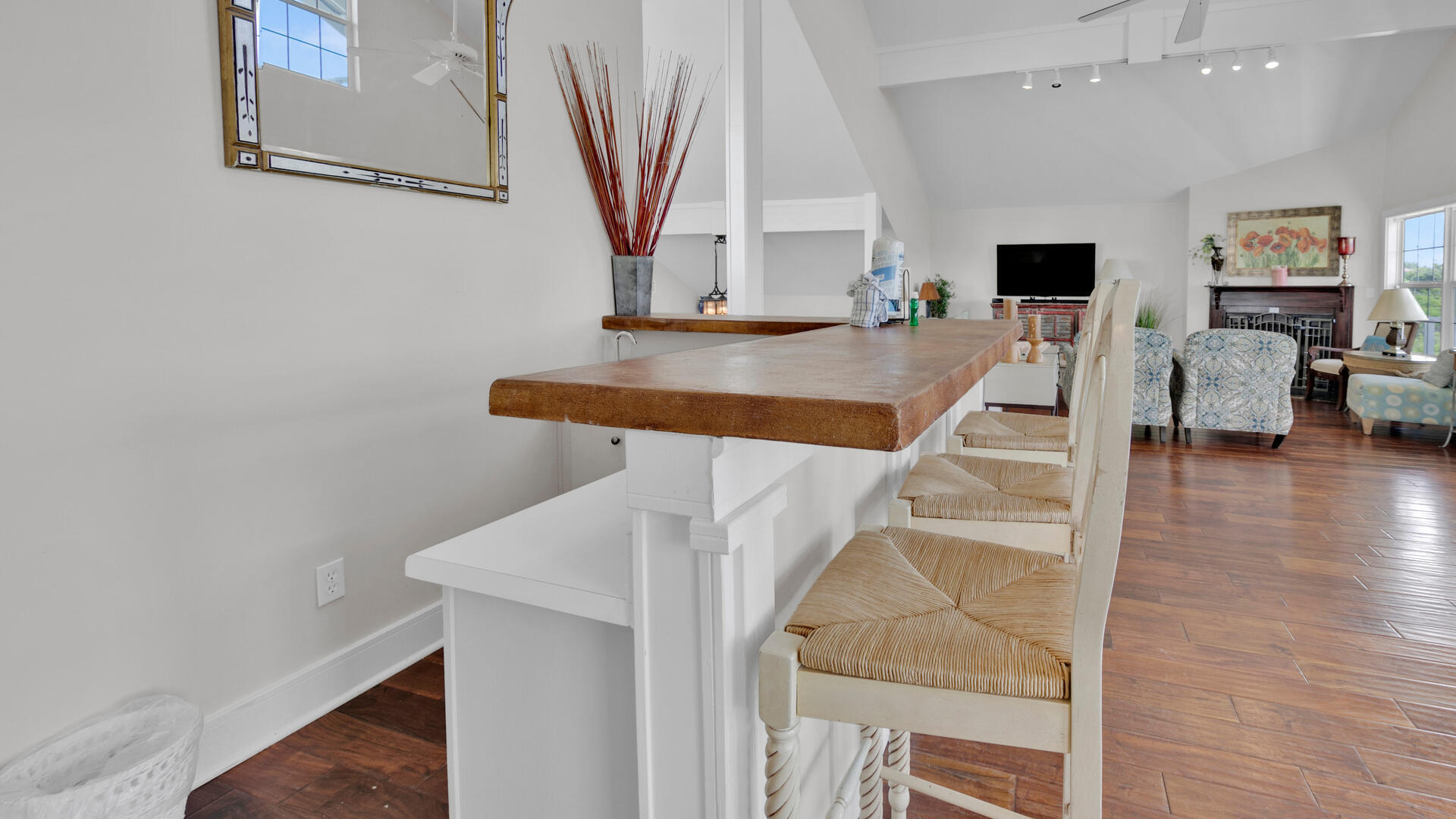 KOKOMO KOVE - Residential