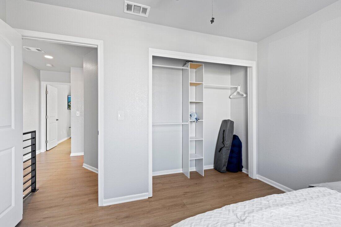 WHISPERING SANDS TOWNHOUSES - Residential