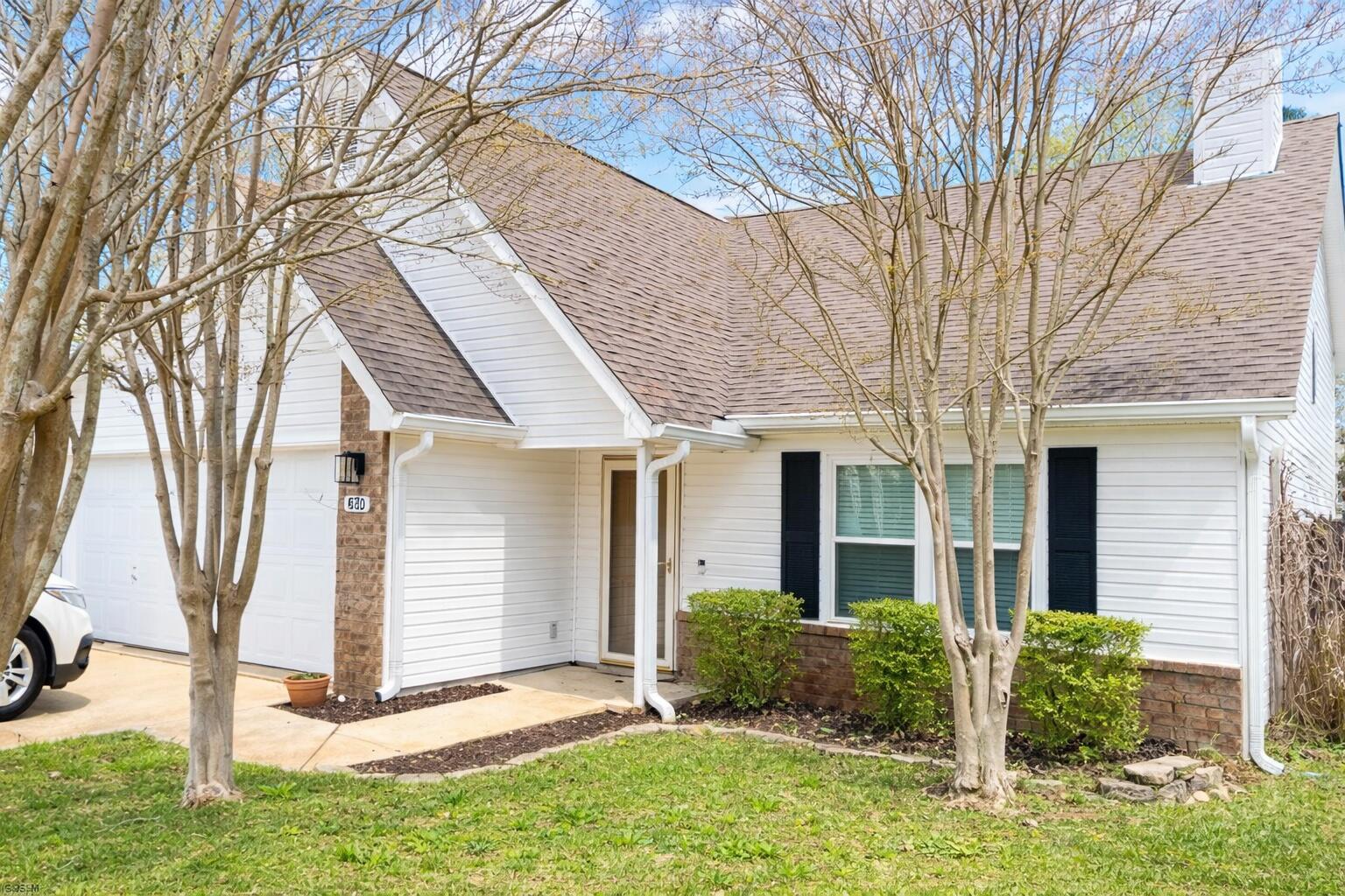 SHALIMAR OAKS - Residential