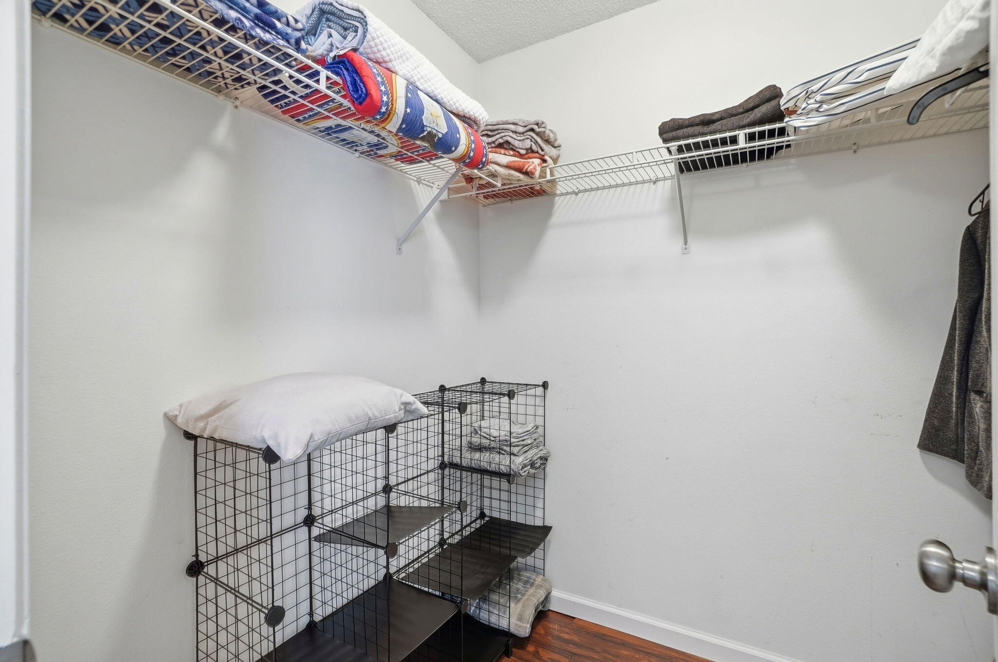 SHALIMAR OAKS - Residential