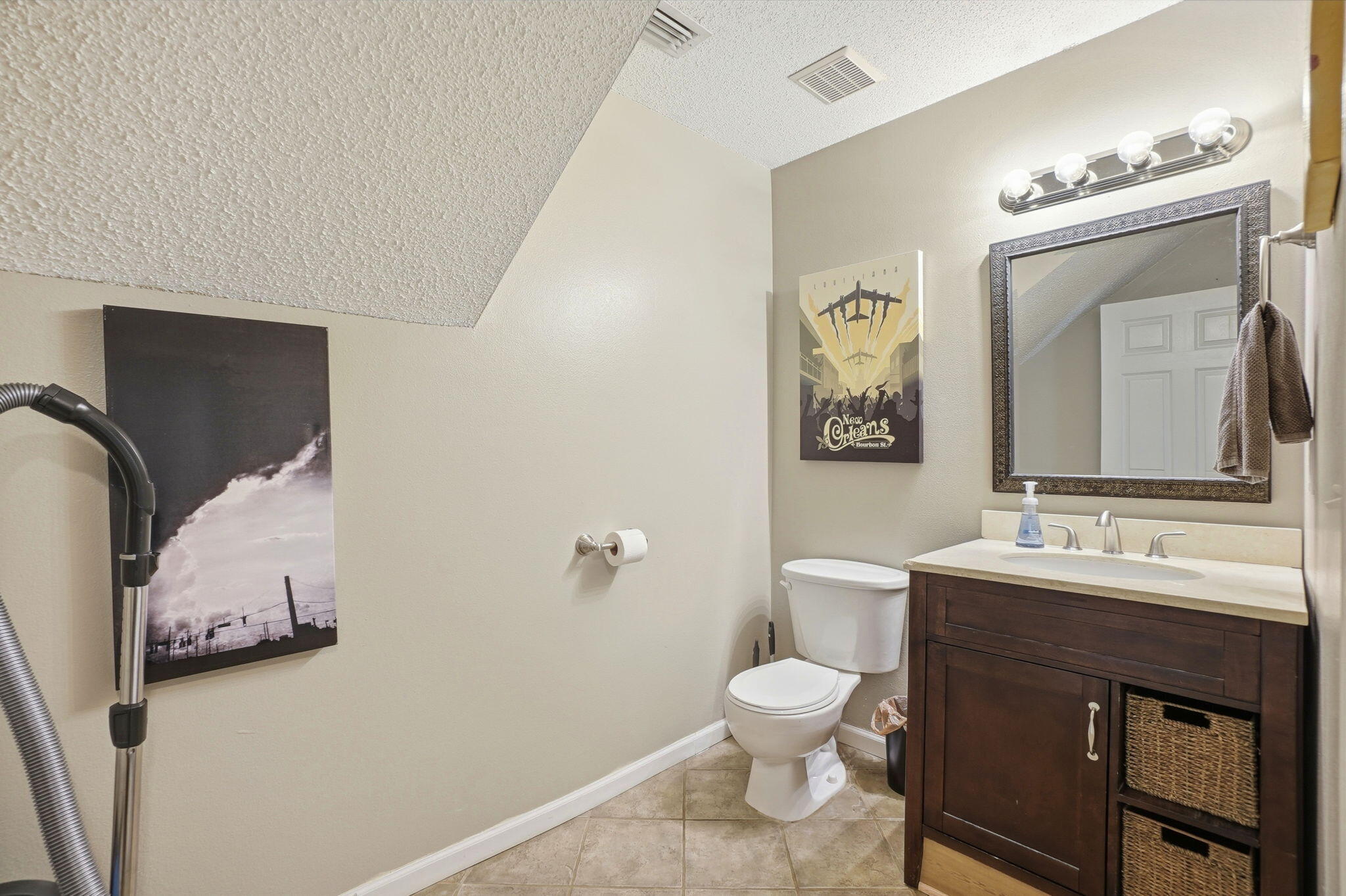 SHALIMAR OAKS - Residential