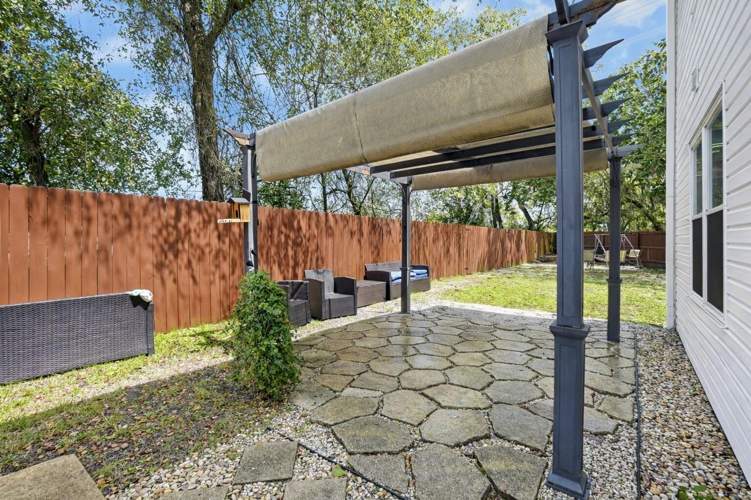 SHALIMAR OAKS - Residential