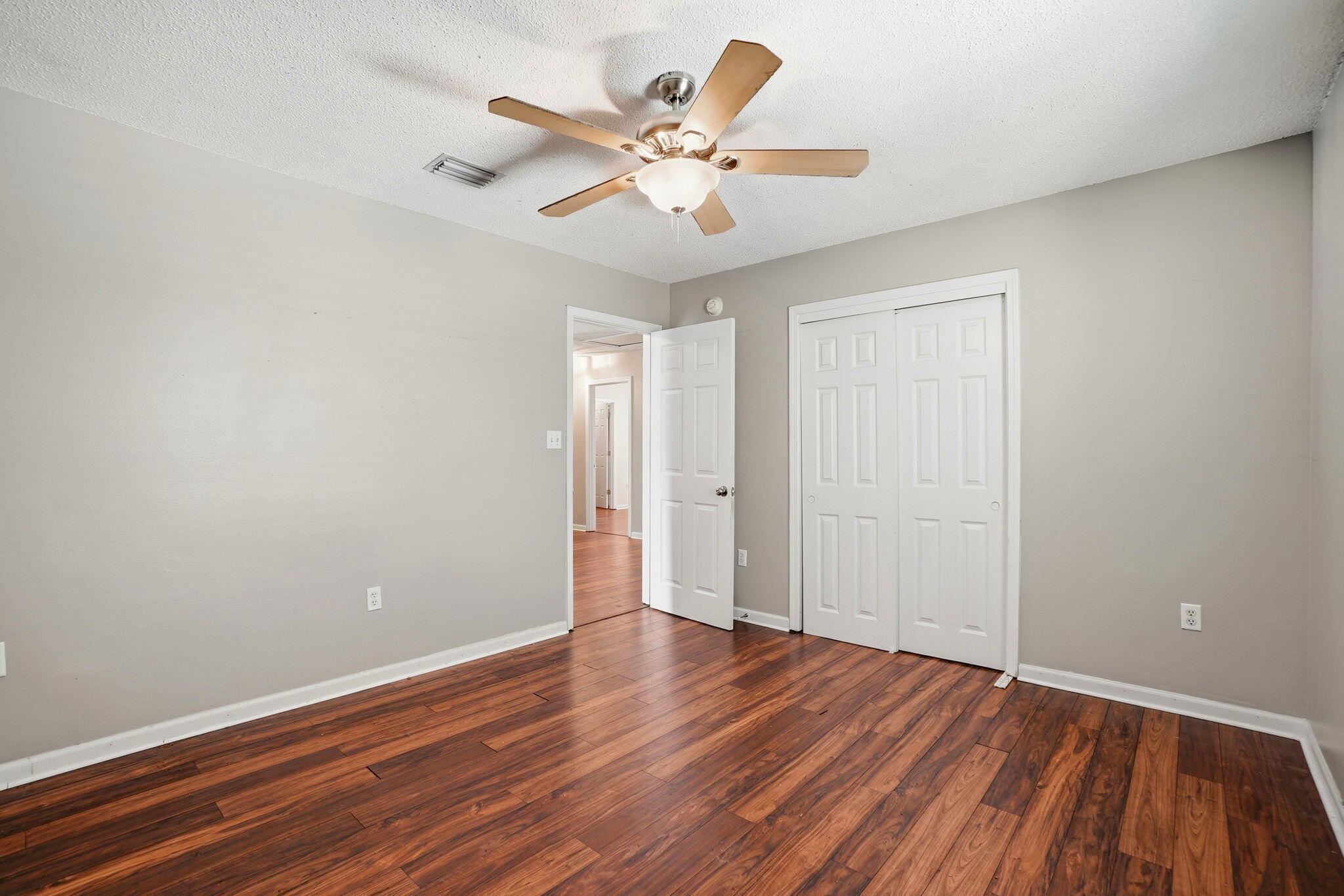 SHALIMAR OAKS - Residential