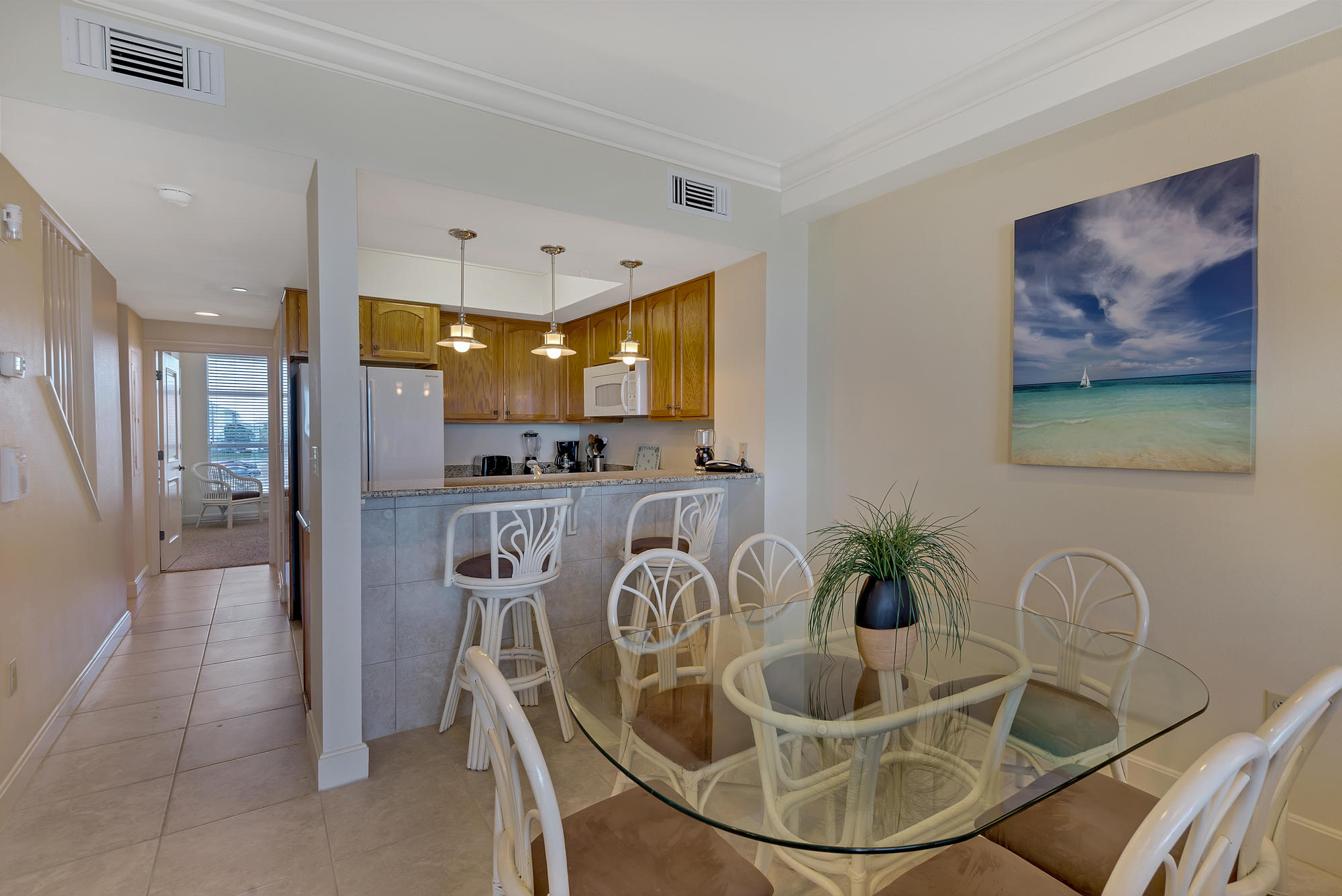 BEACHVIEW CONDOMINIUM - Residential
