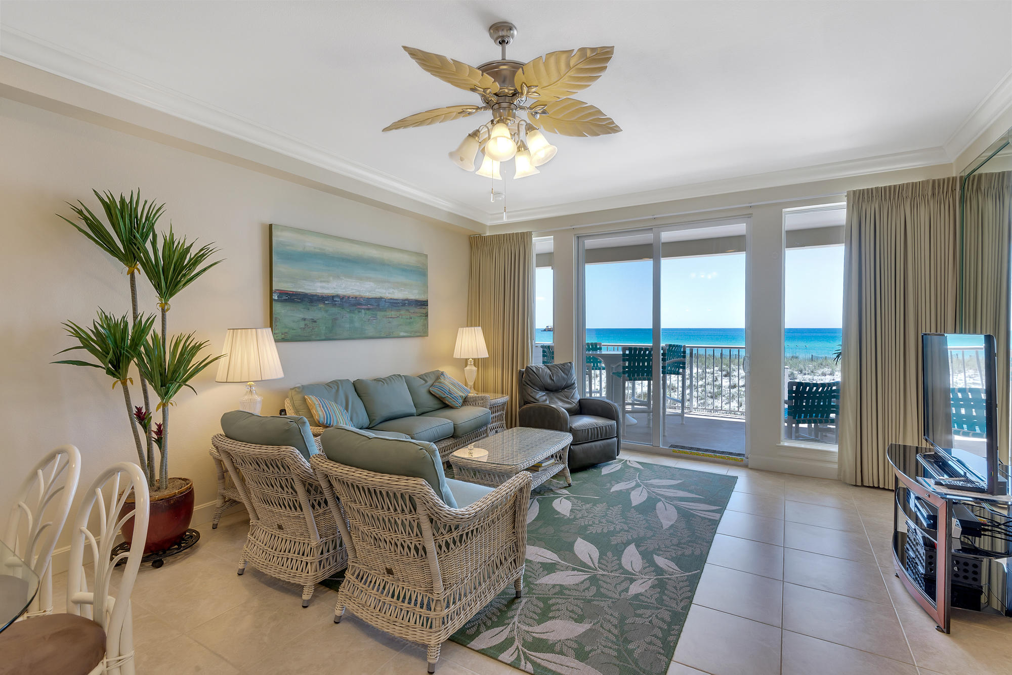 BEACHVIEW CONDOMINIUM - Residential