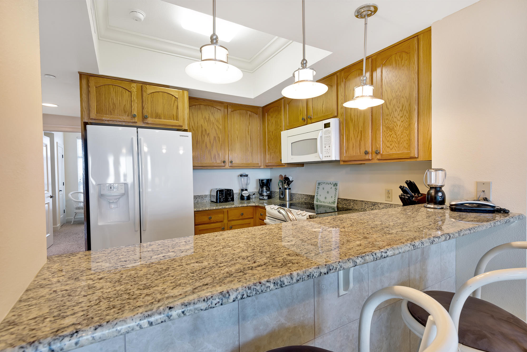 BEACHVIEW CONDOMINIUM - Residential