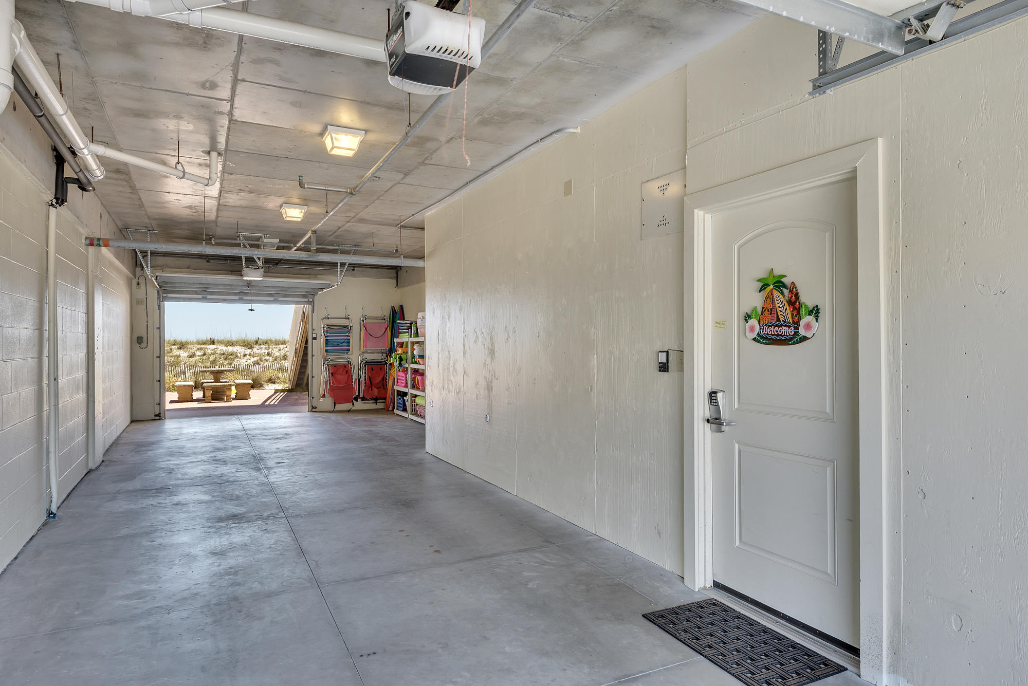 BEACHVIEW CONDOMINIUM - Residential