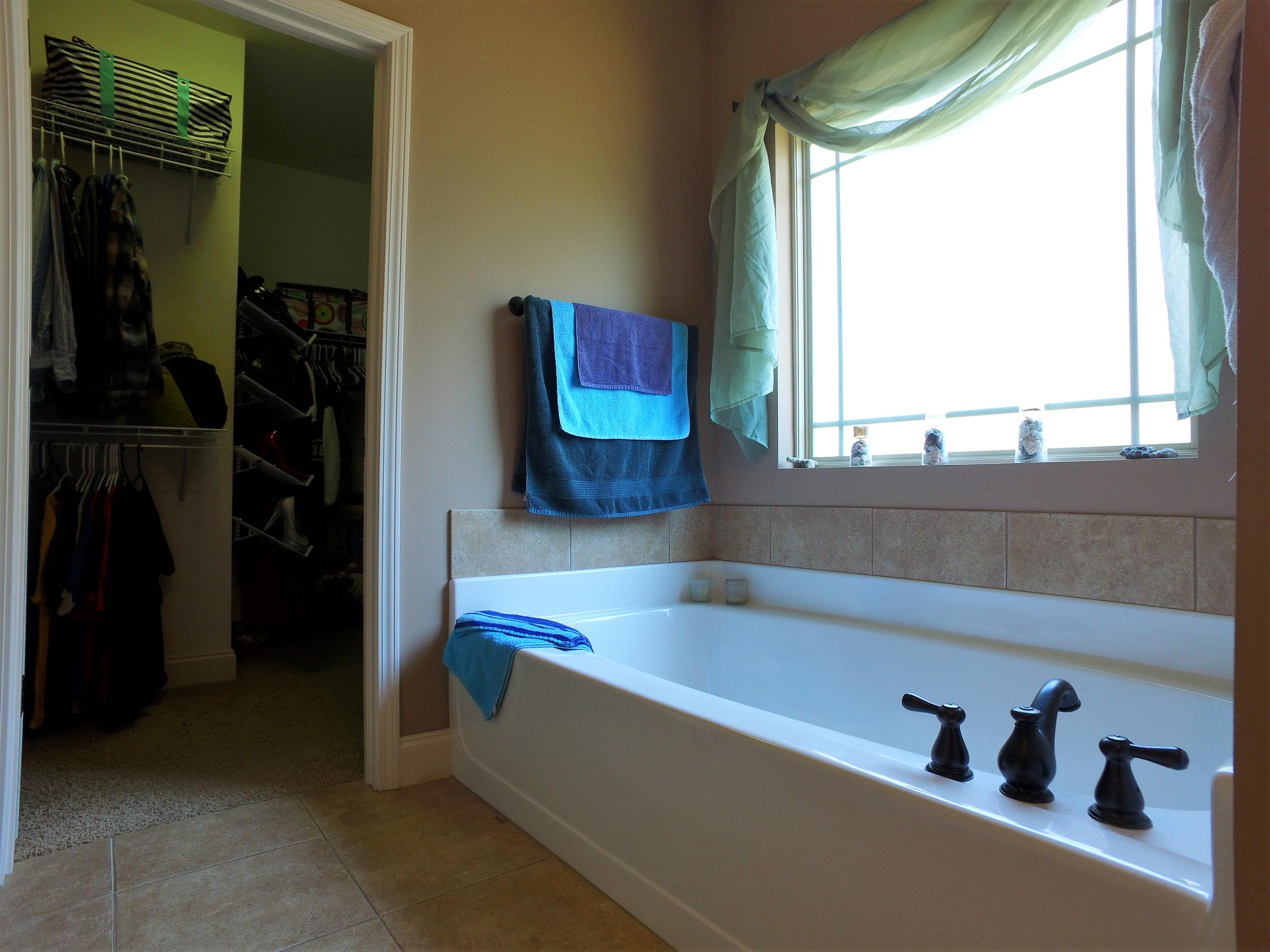 DUGGAN POND ESTATES - Residential