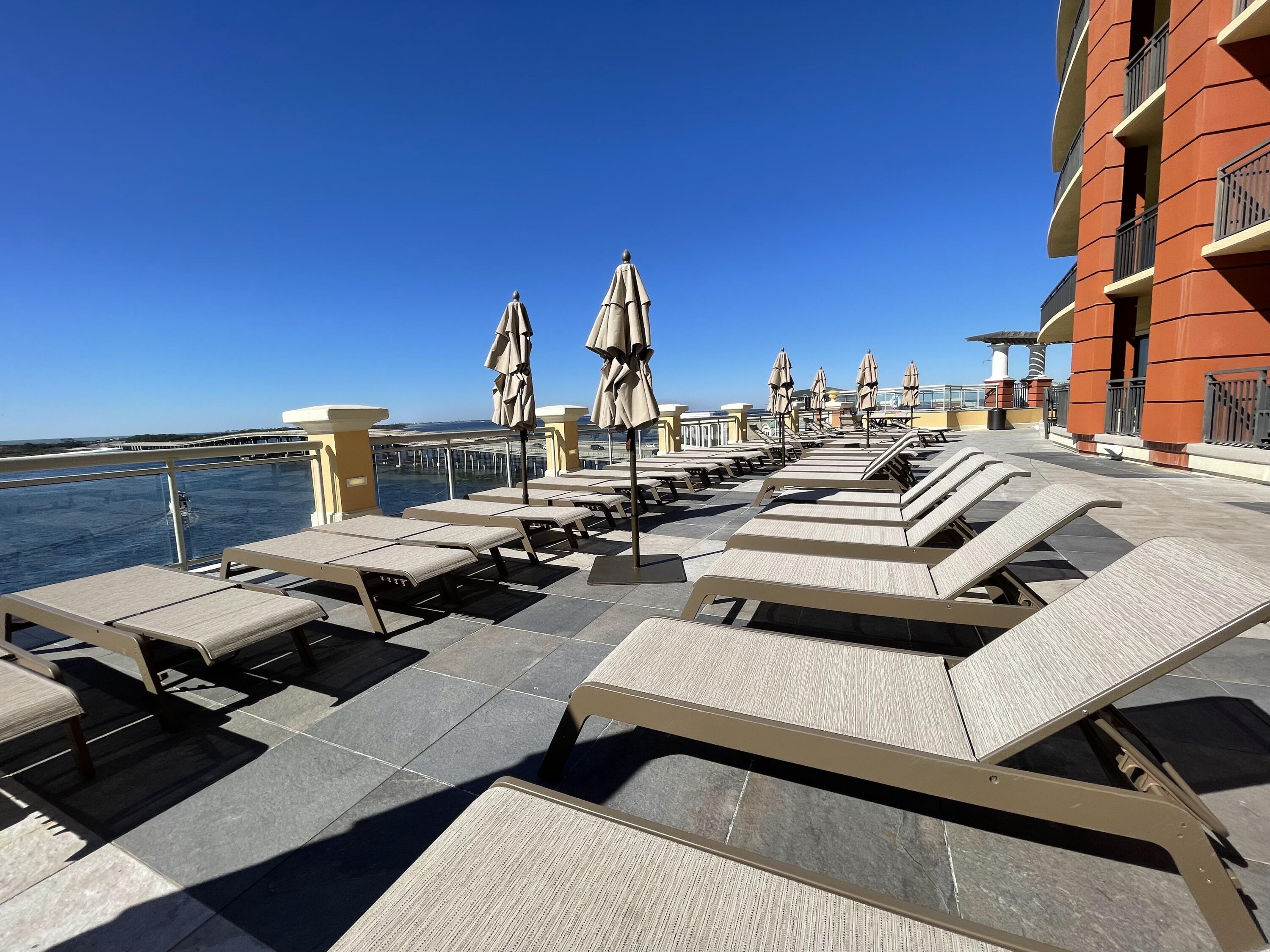EMERALD GRANDE - Residential