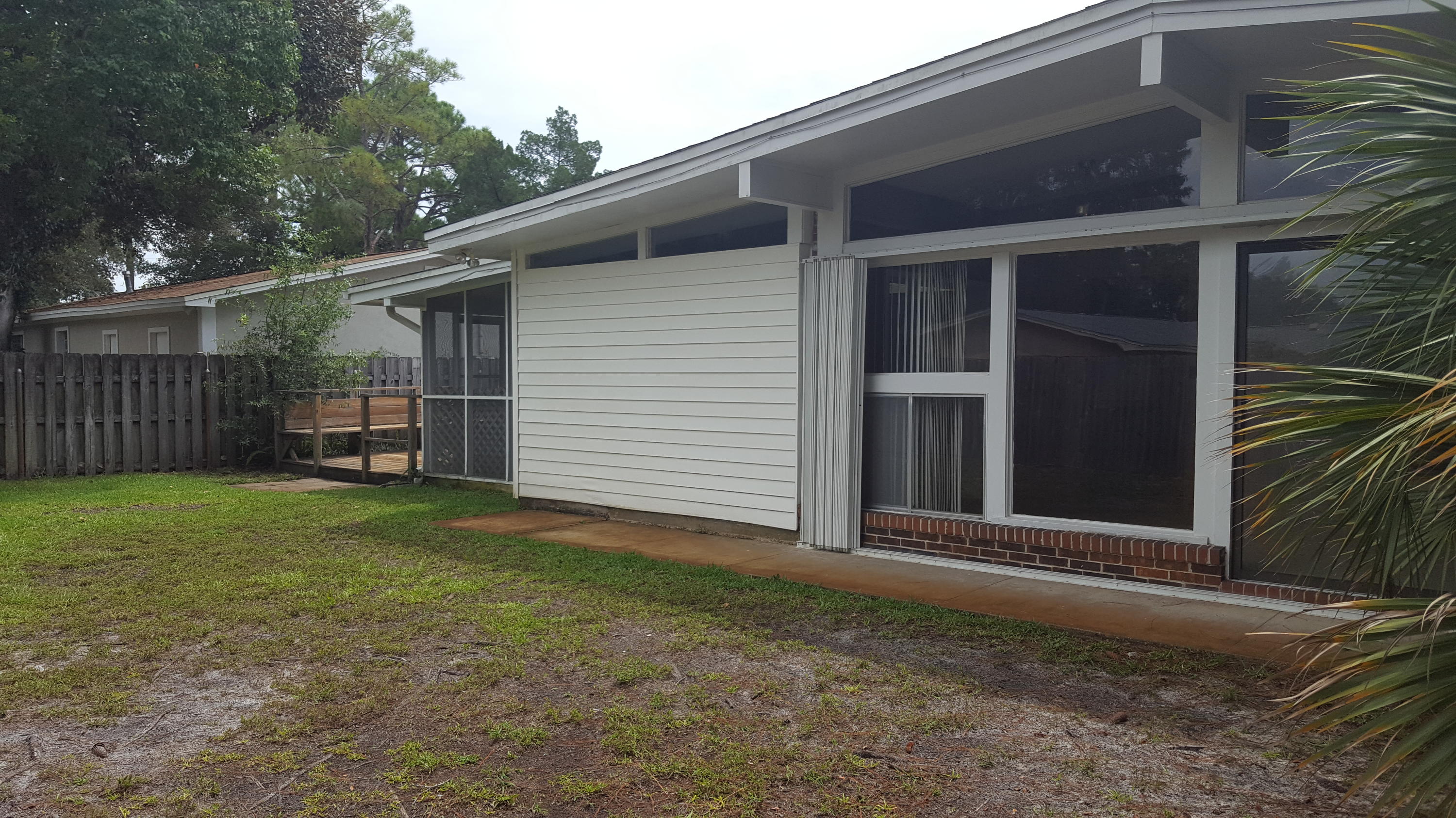 ELLIOTTS POINT 10TH ADDN - Residential