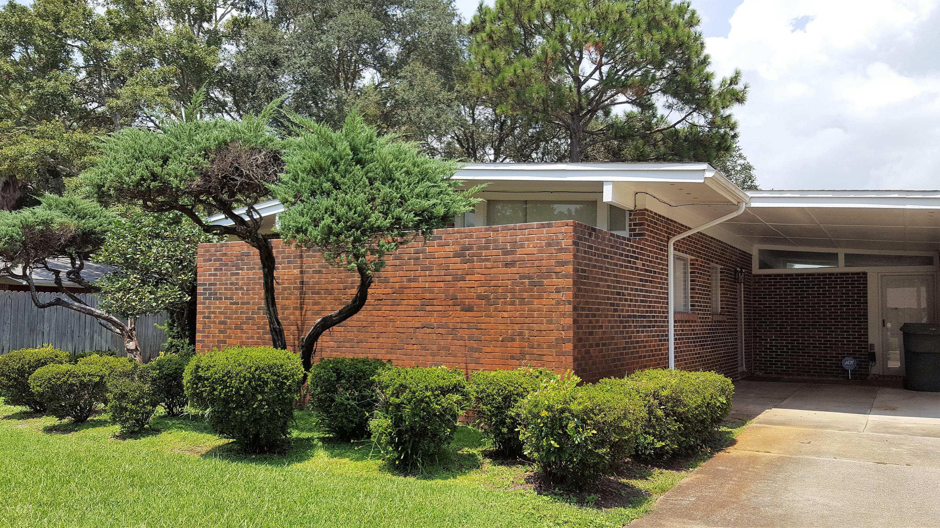 ELLIOTTS POINT 10TH ADDN - Residential