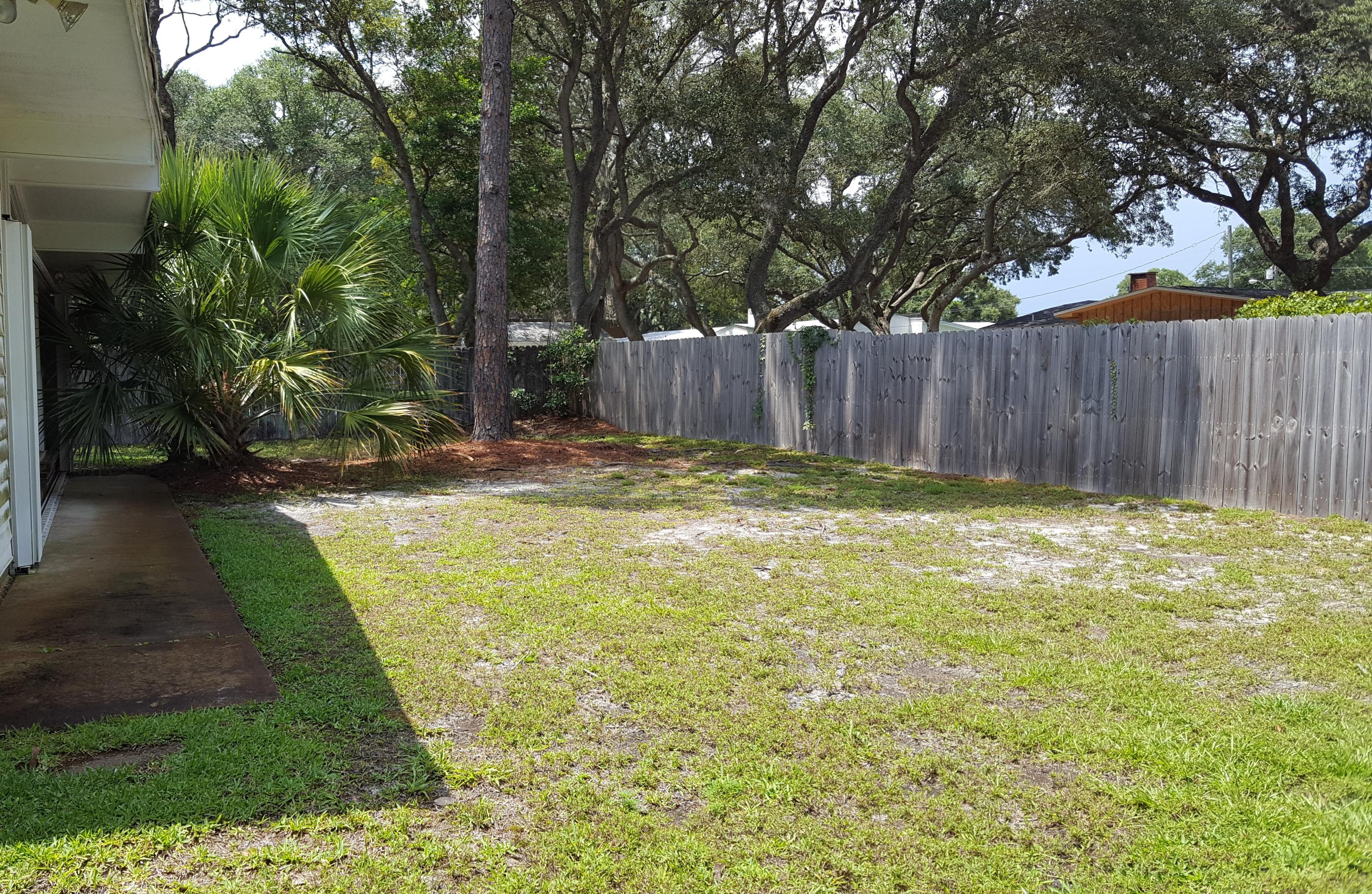 ELLIOTTS POINT 10TH ADDN - Residential