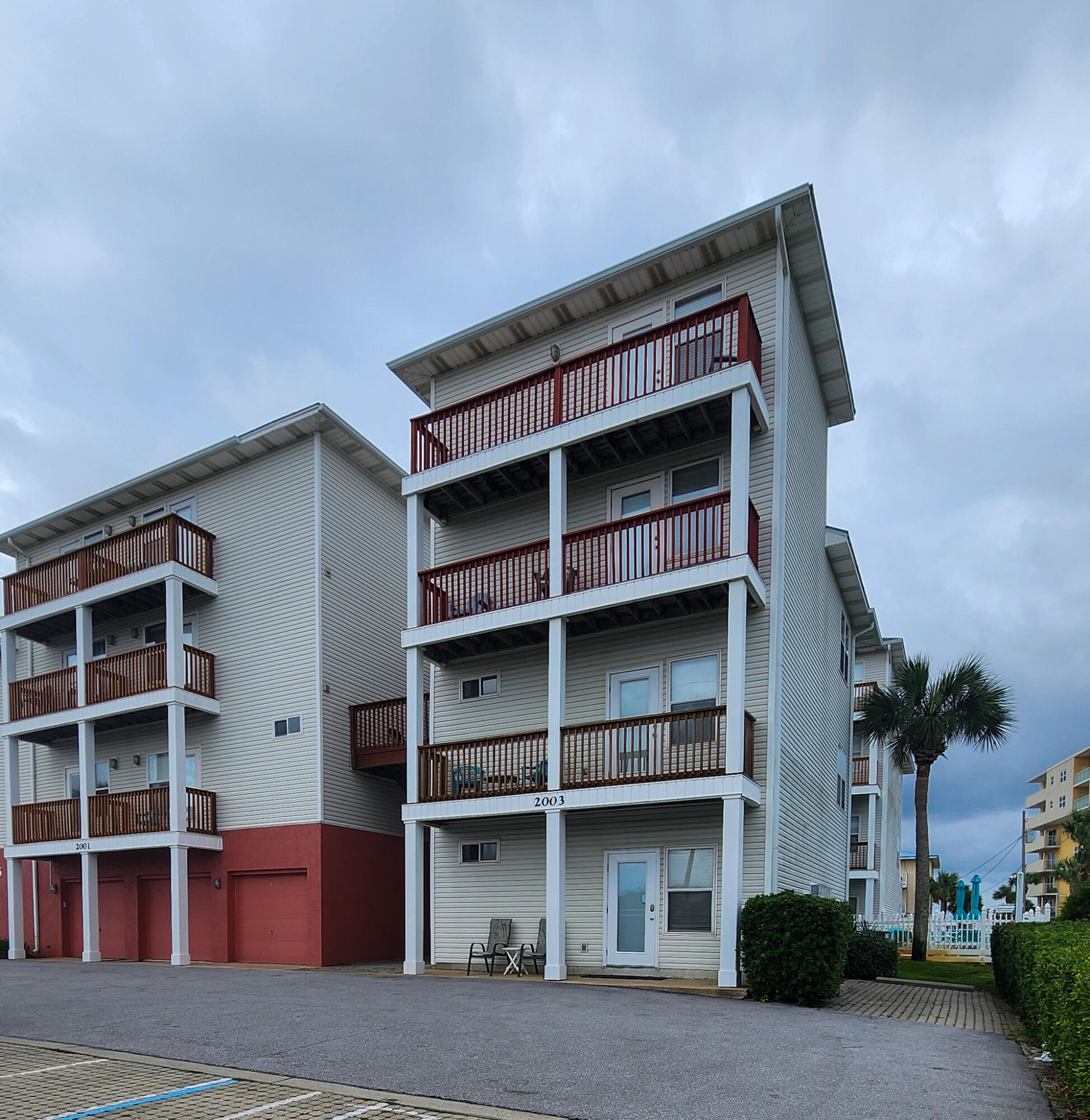 SUNSET COTTAGES CONDO - Residential