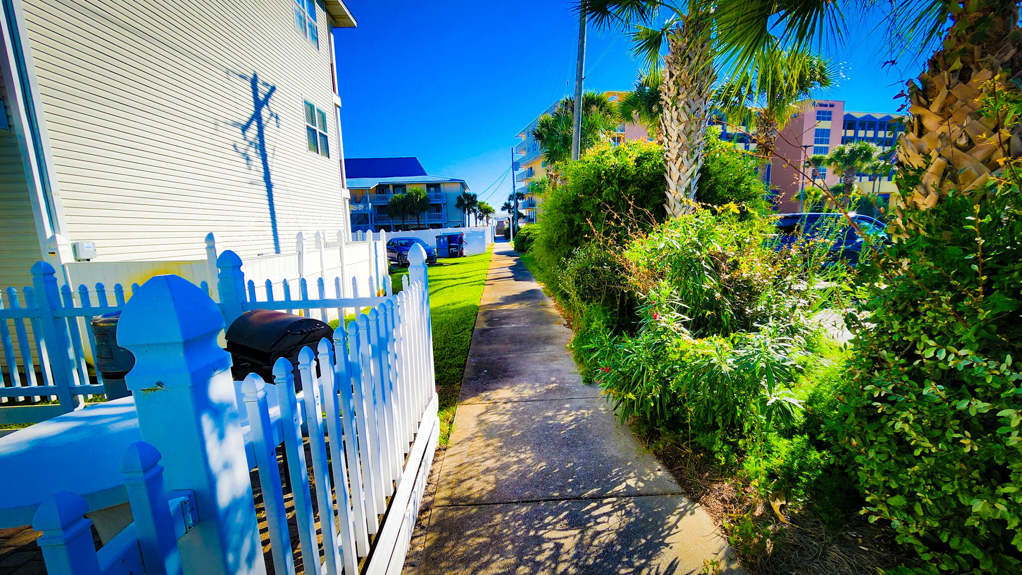 SUNSET COTTAGES CONDO - Residential