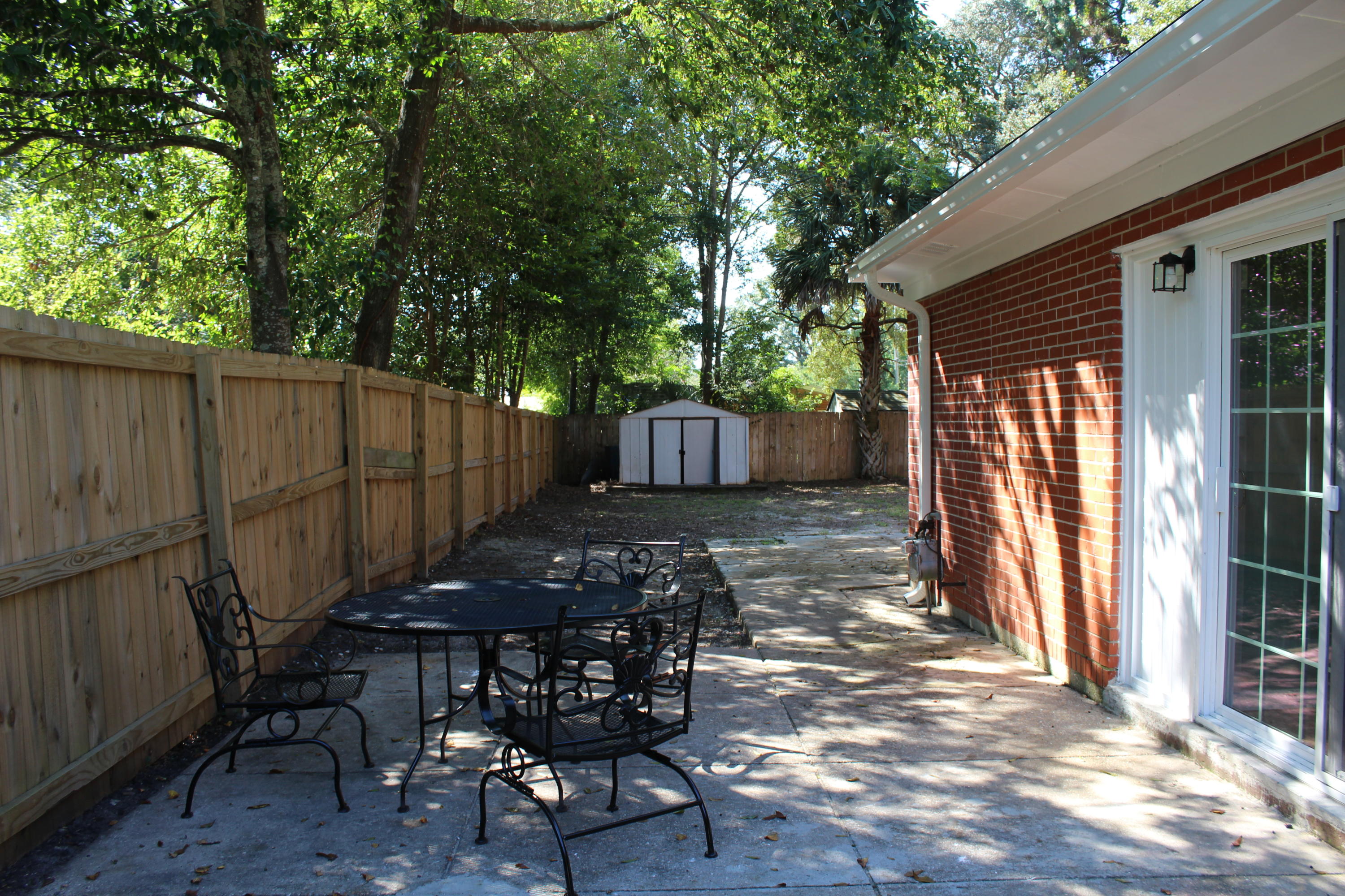 GARNIERS BEACH 6TH - Residential