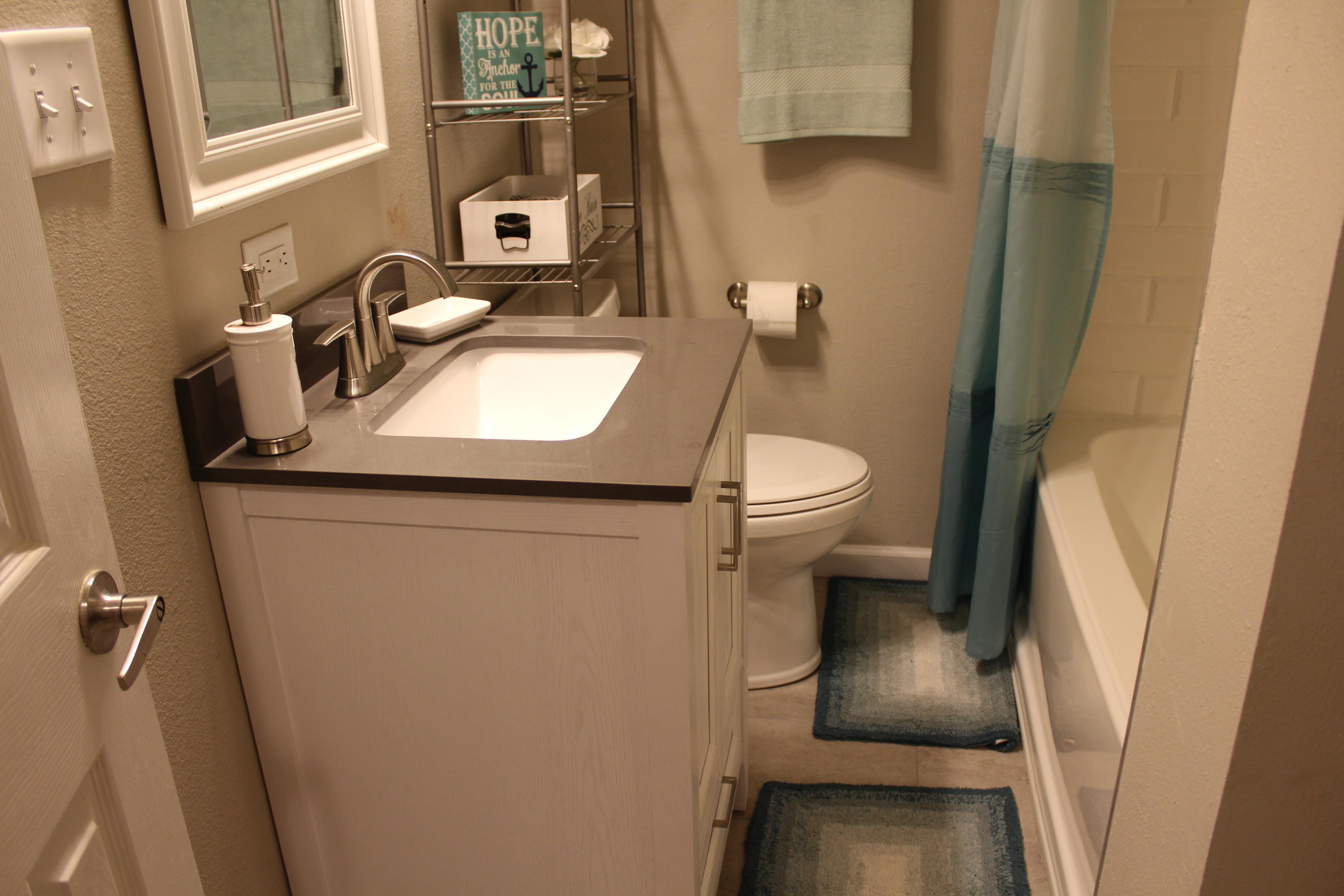 GARNIERS BEACH 6TH - Residential