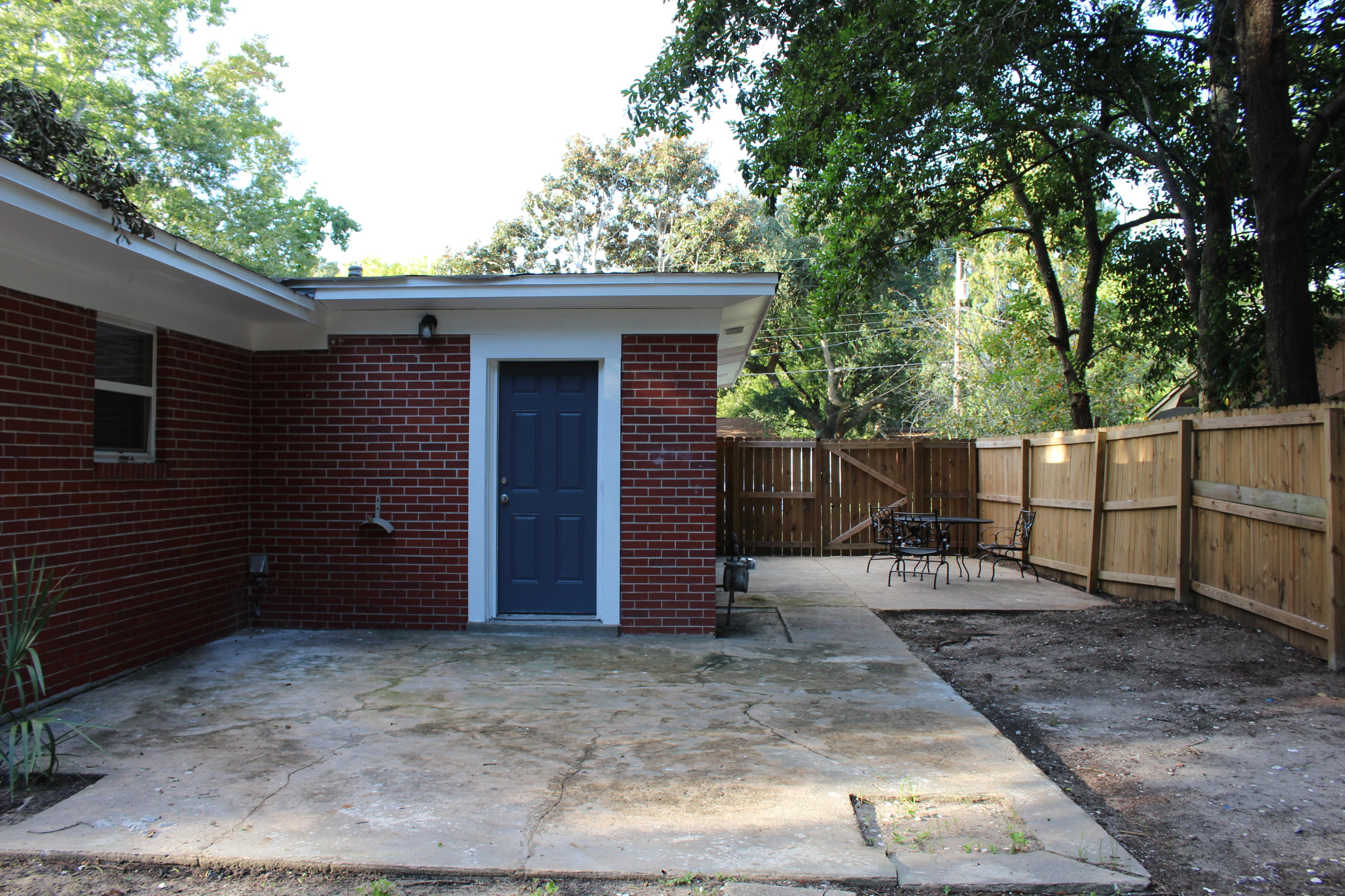 GARNIERS BEACH 6TH - Residential