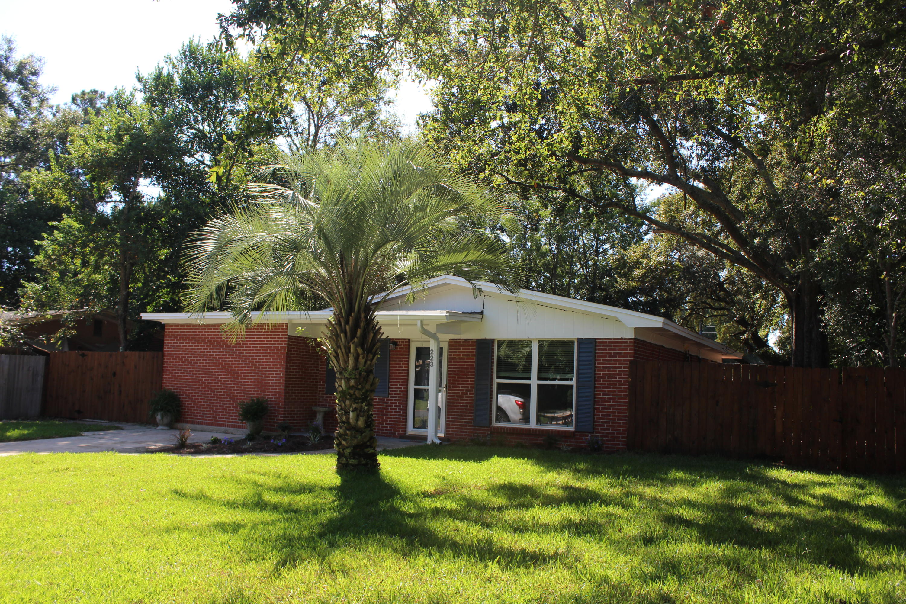 GARNIERS BEACH 6TH - Residential