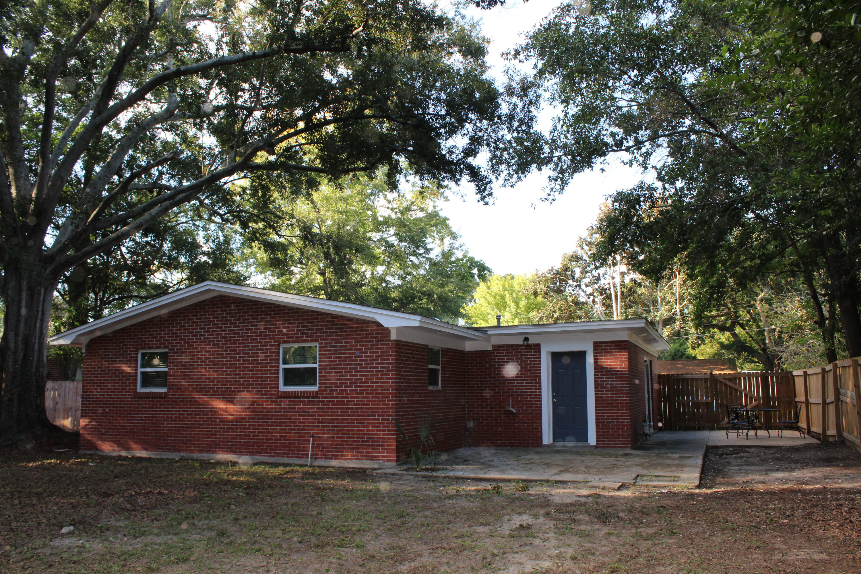 GARNIERS BEACH 6TH - Residential