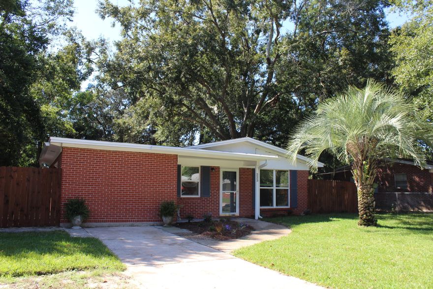 Newly renovated 4 bedroom / 2 bath home with approximately 1348 sq ft! Roof age approximately 2013, copper wiring, hot water heater 2018, and more! This home is centrally located in Fort Walton Beach and close to bases, shopping, beaches, and excellent schools! The home features laminate and tile flooring, all new light fixtures, fully remodeled bathrooms and kitchen! The upgrades include granite counter tops, French Door refrigerator, gas cook top/oven, and built in microwave! Bathrooms feature new tiled surround and flooring, vanities, faucet, fixtures, and lighting. The home has been painted on the interior and exterior. New grounded electrical outlets were installed. In all new raised panel doors and closet doors were added!