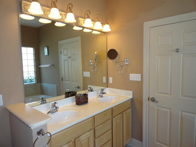 OLDE FLORIDA LAKES - Residential