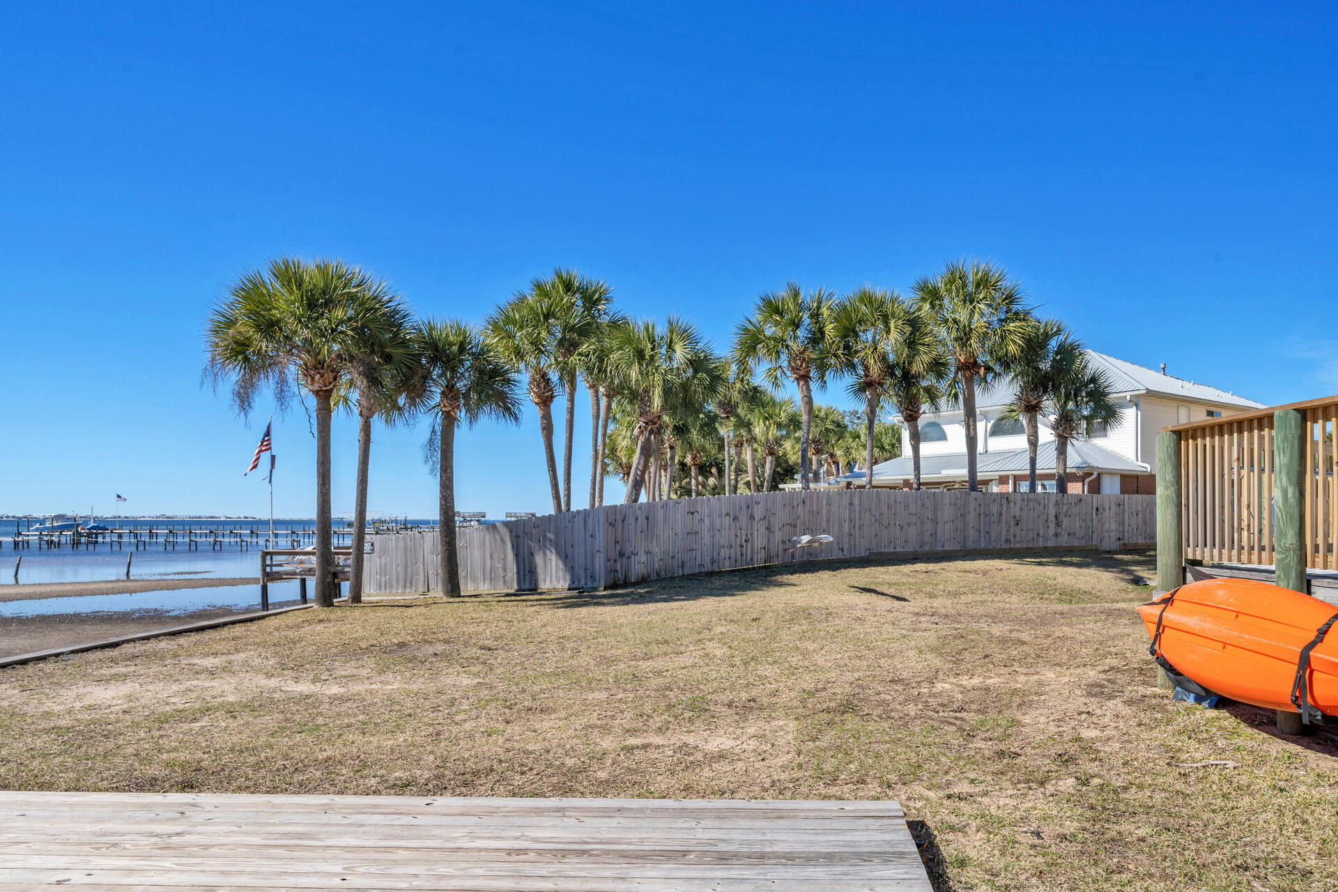 SAFE HARBOUR VILLAGE CONDO - Residential