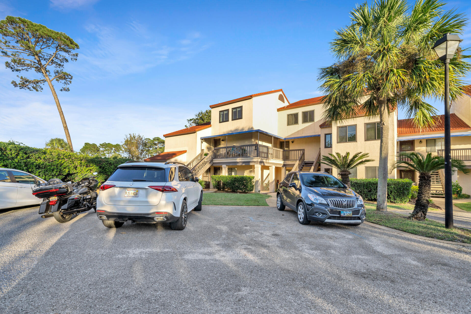 SAFE HARBOUR VILLAGE CONDO - Residential