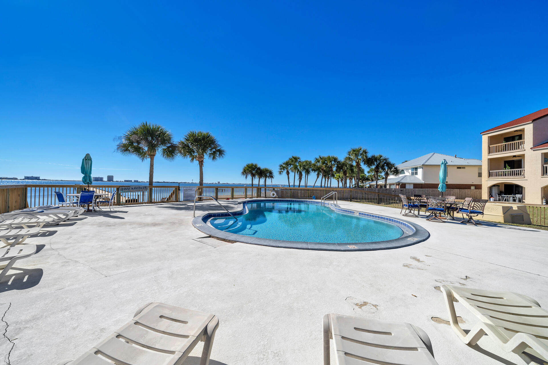 SAFE HARBOUR VILLAGE CONDO - Residential