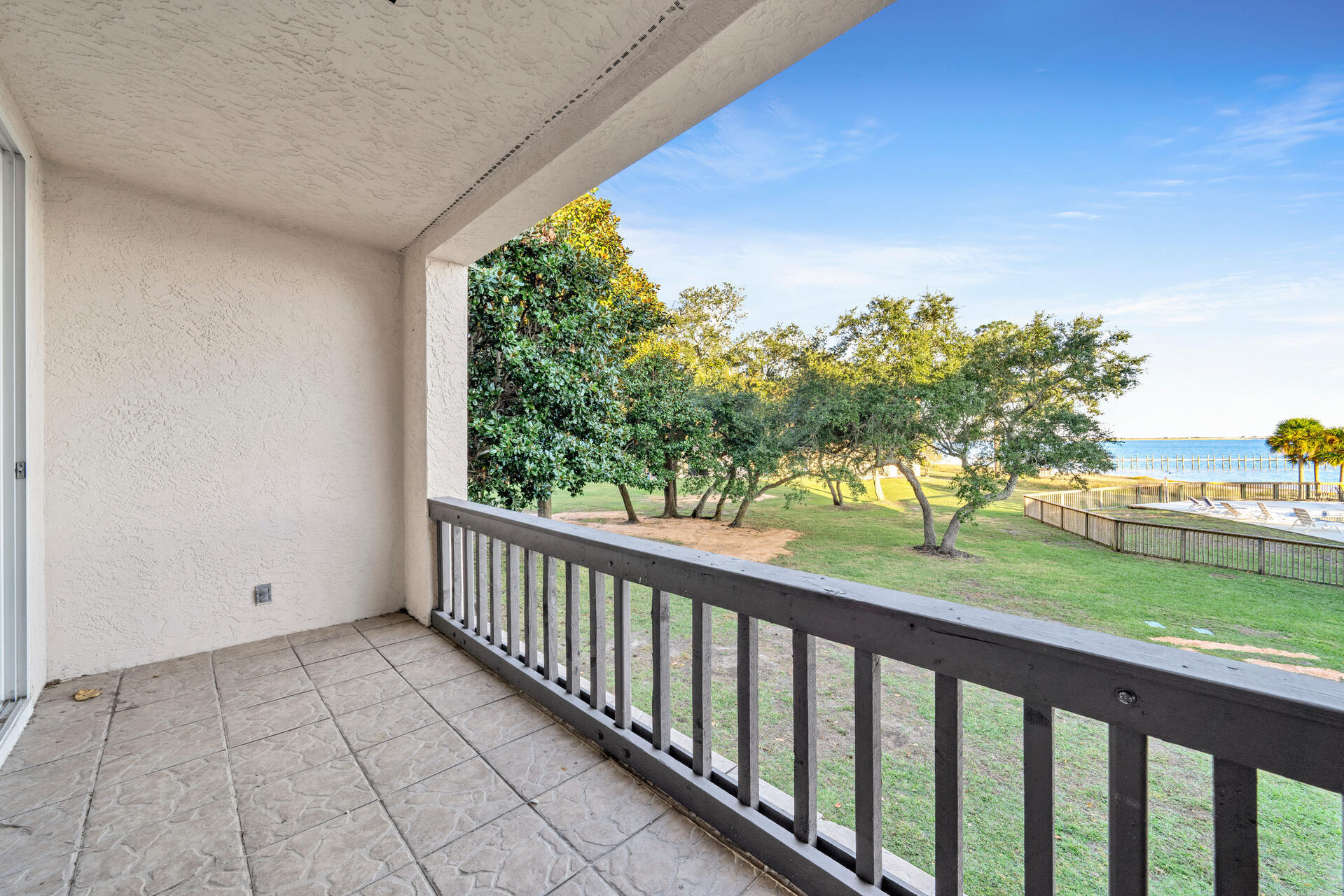 SAFE HARBOUR VILLAGE CONDO - Residential