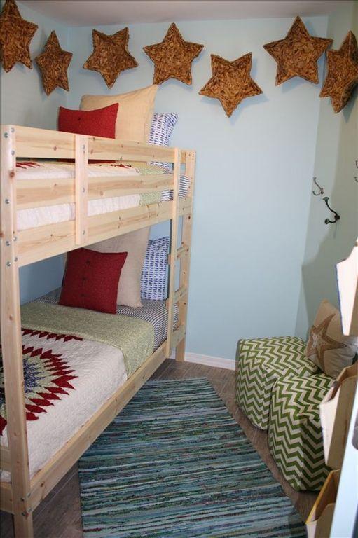 MARAVILLA CONDO 3 - Residential