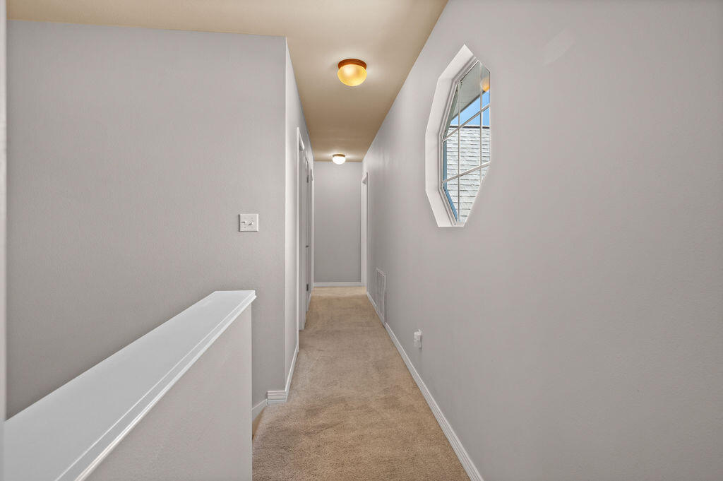 MEADOW WOODS - Residential