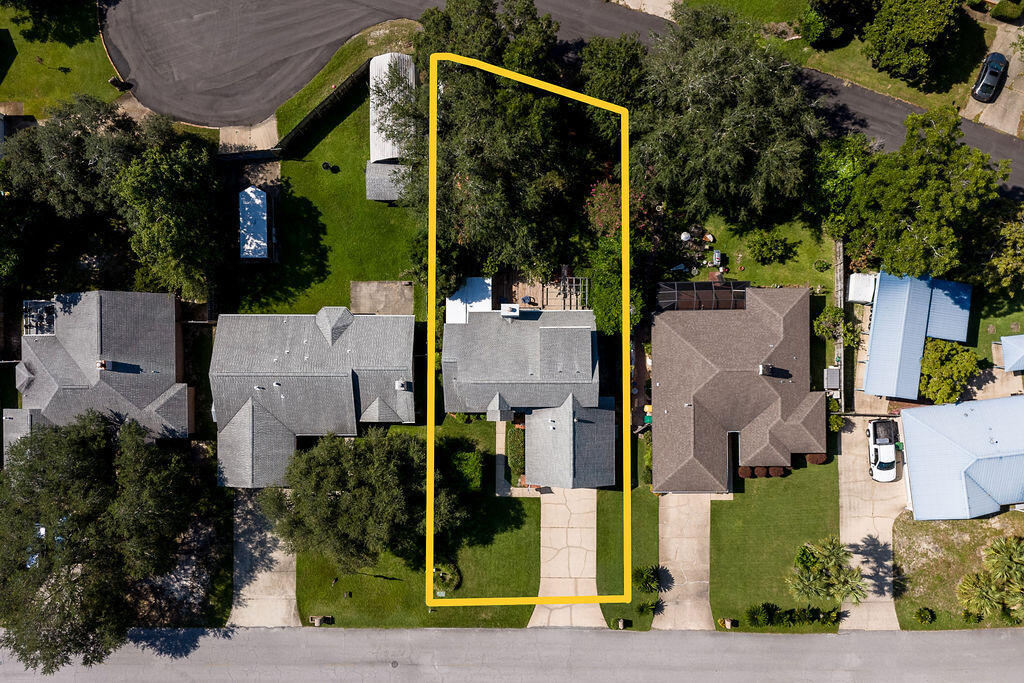 MEADOW WOODS - Residential