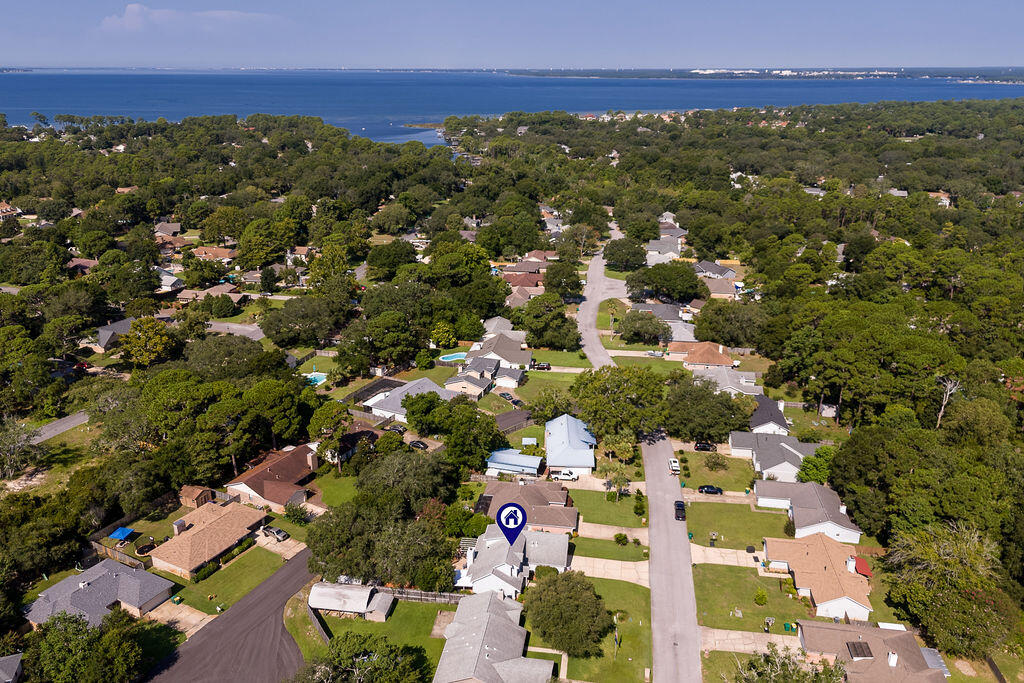 MEADOW WOODS - Residential