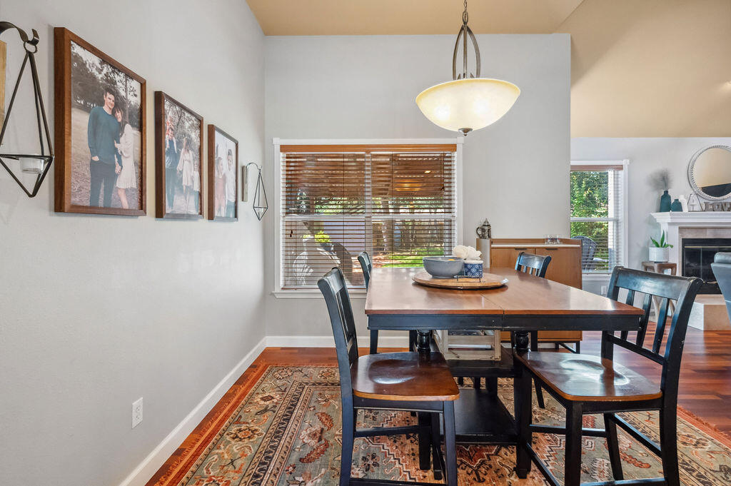 MEADOW WOODS - Residential